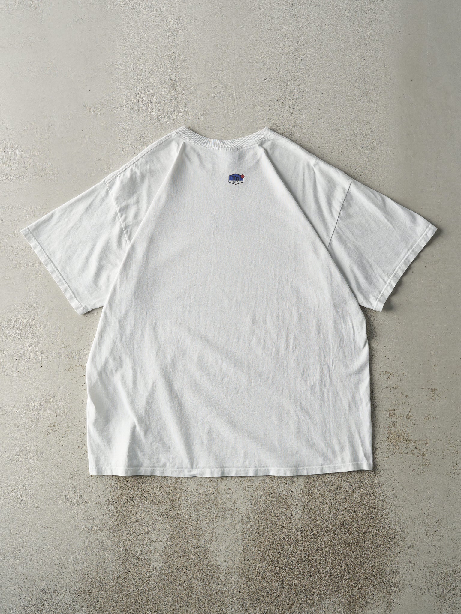 Vintage Y2K White Nike Air Max Plus Tee (L/XL)