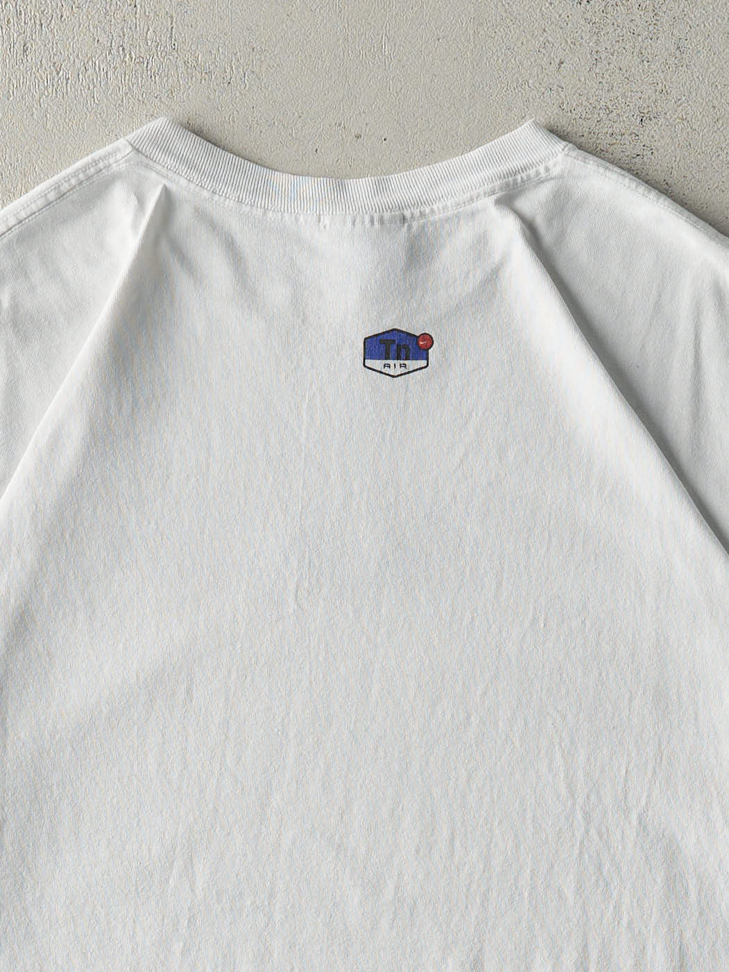 Vintage Y2K White Nike Air Max Plus Tee (L/XL)