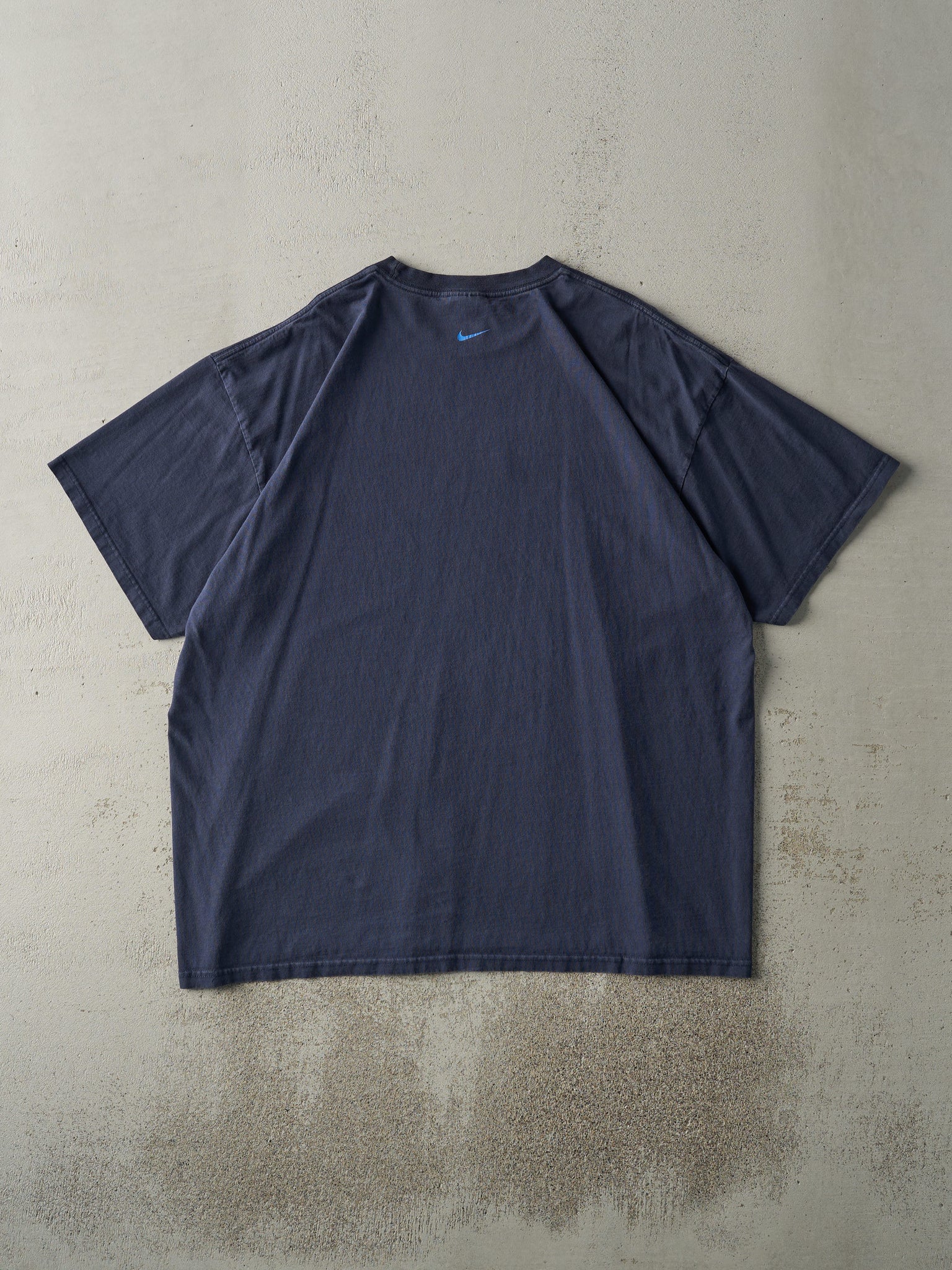 Vintage Y2K Navy Blue Nike Big Swoosh Tee (XL)