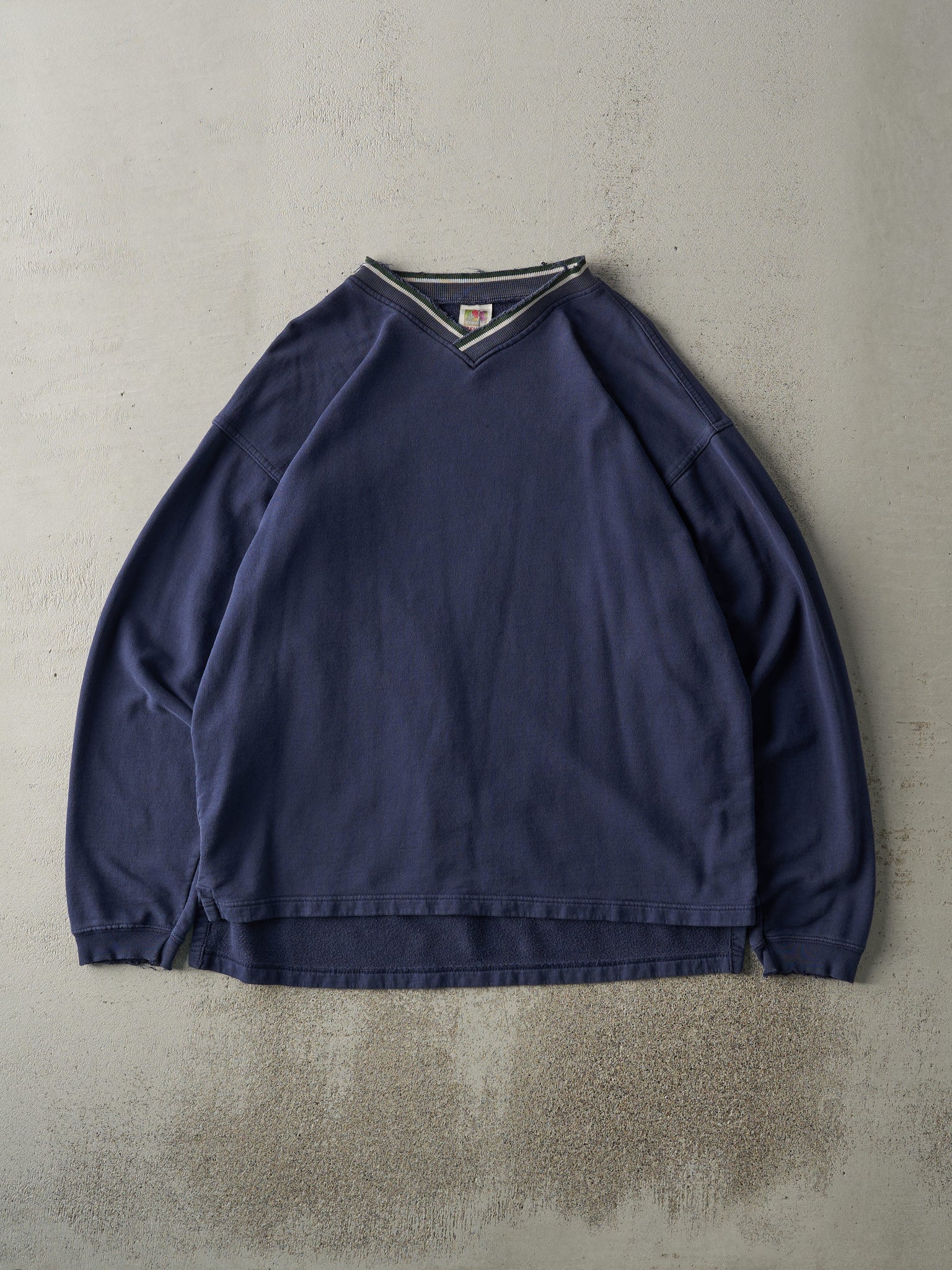 Vintage Y2K Navy & Green V-Neck Sweatshirt (L)