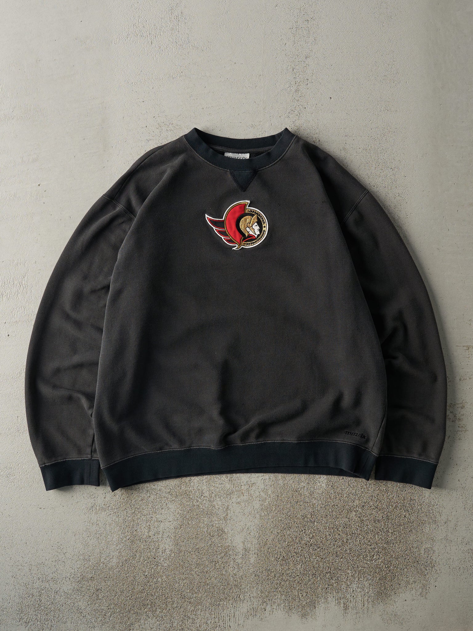 Vintage Y2K Faded Black Ottawa Senators Crewneck (L)