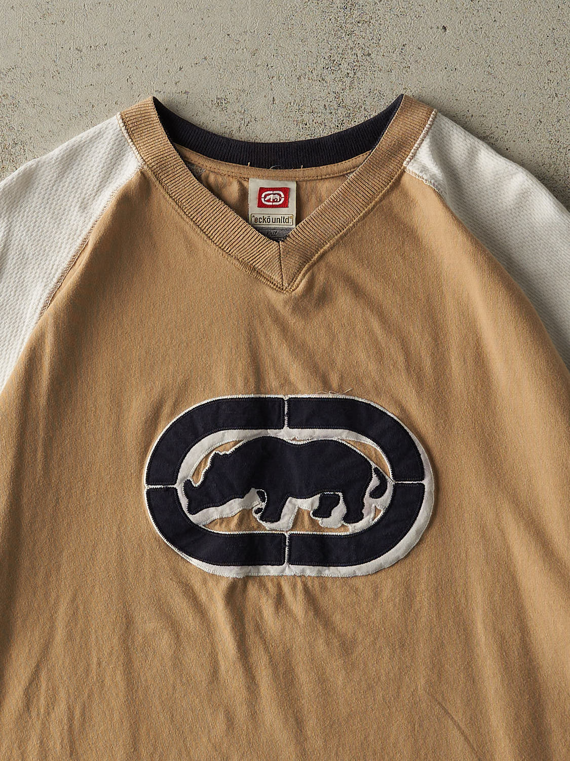 Vintage Y2K Beige & White Ecko Embroidered Tee (XXL)