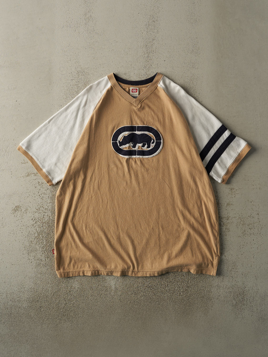 Vintage Y2K Beige & White Ecko Embroidered Tee (XXL)