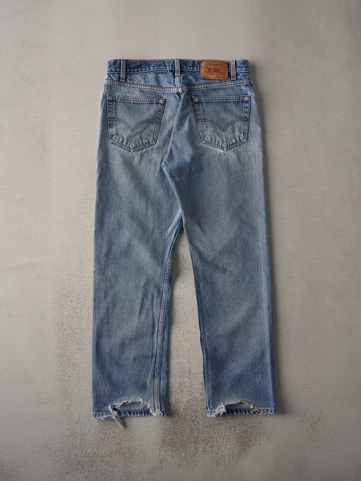 Vintage 90s Mid Wash Distressed Levi's 505 Jeans (34x29)