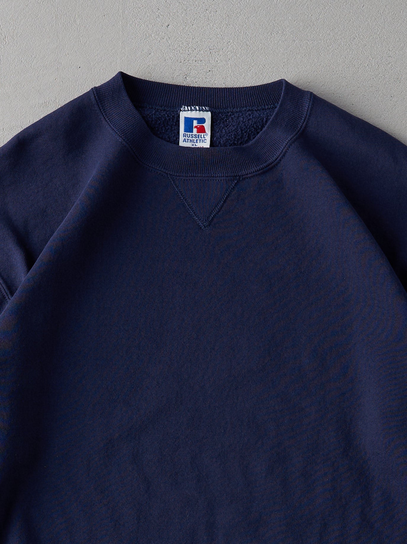 Vintage 90s Navy Russell Athletics Blank Crewneck (M/L)