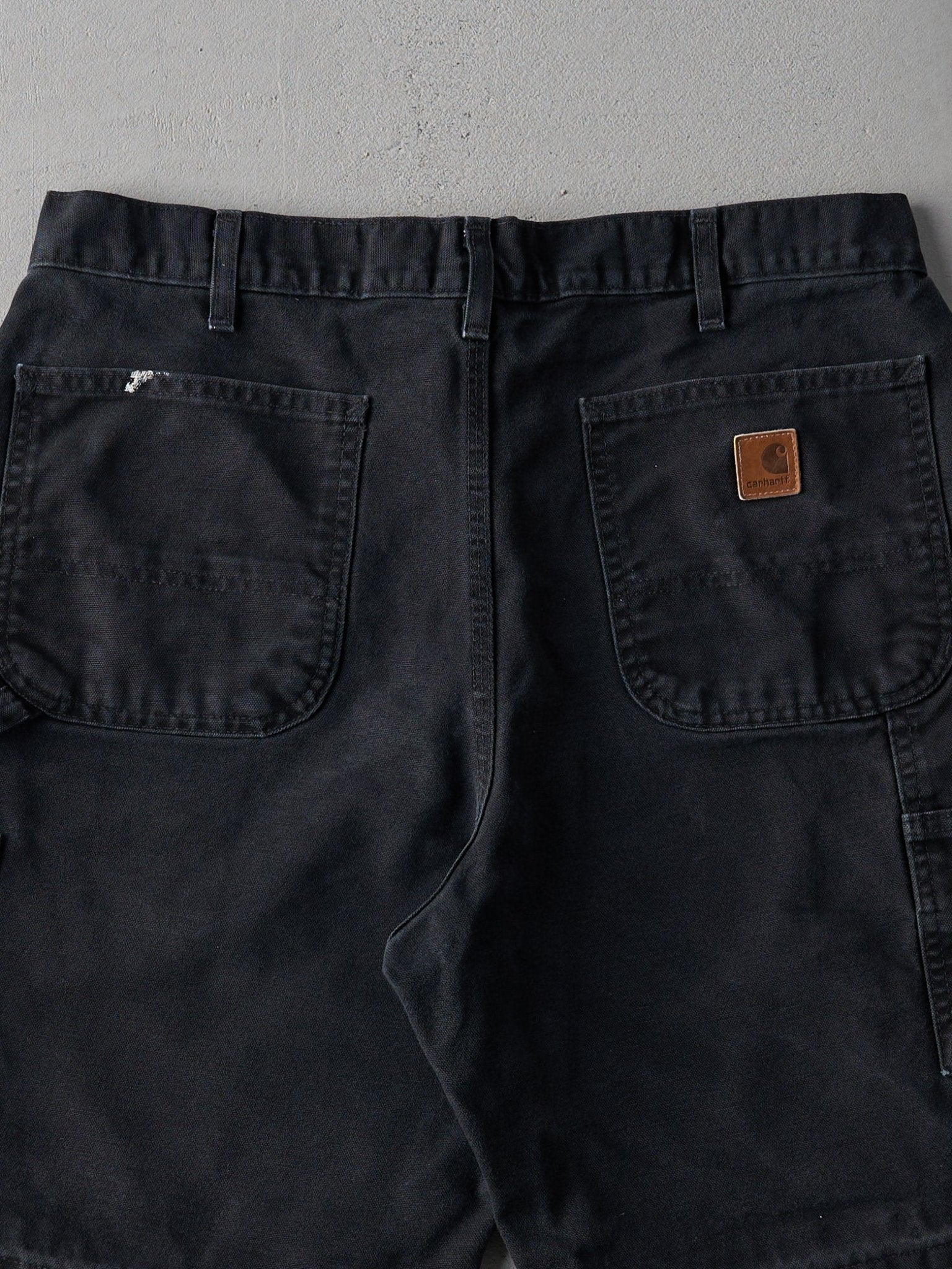 Vintage Y2K Black Carhartt Carpenter Shorts (36x8.5)