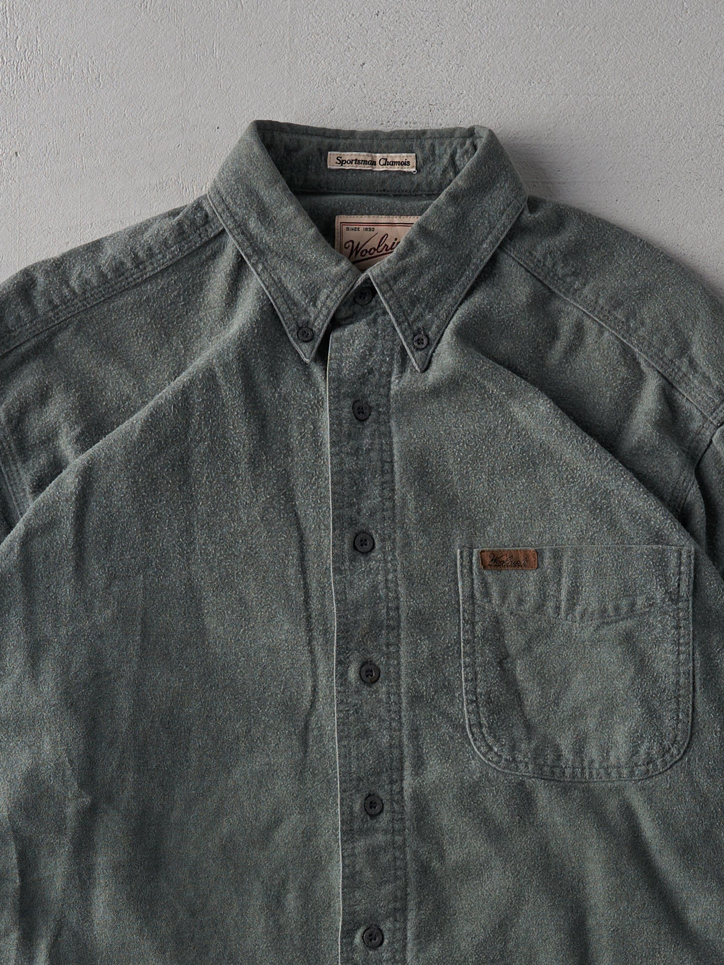 Vintage 90s Olive Green Woolrich Button Up Long Sleeve (L)