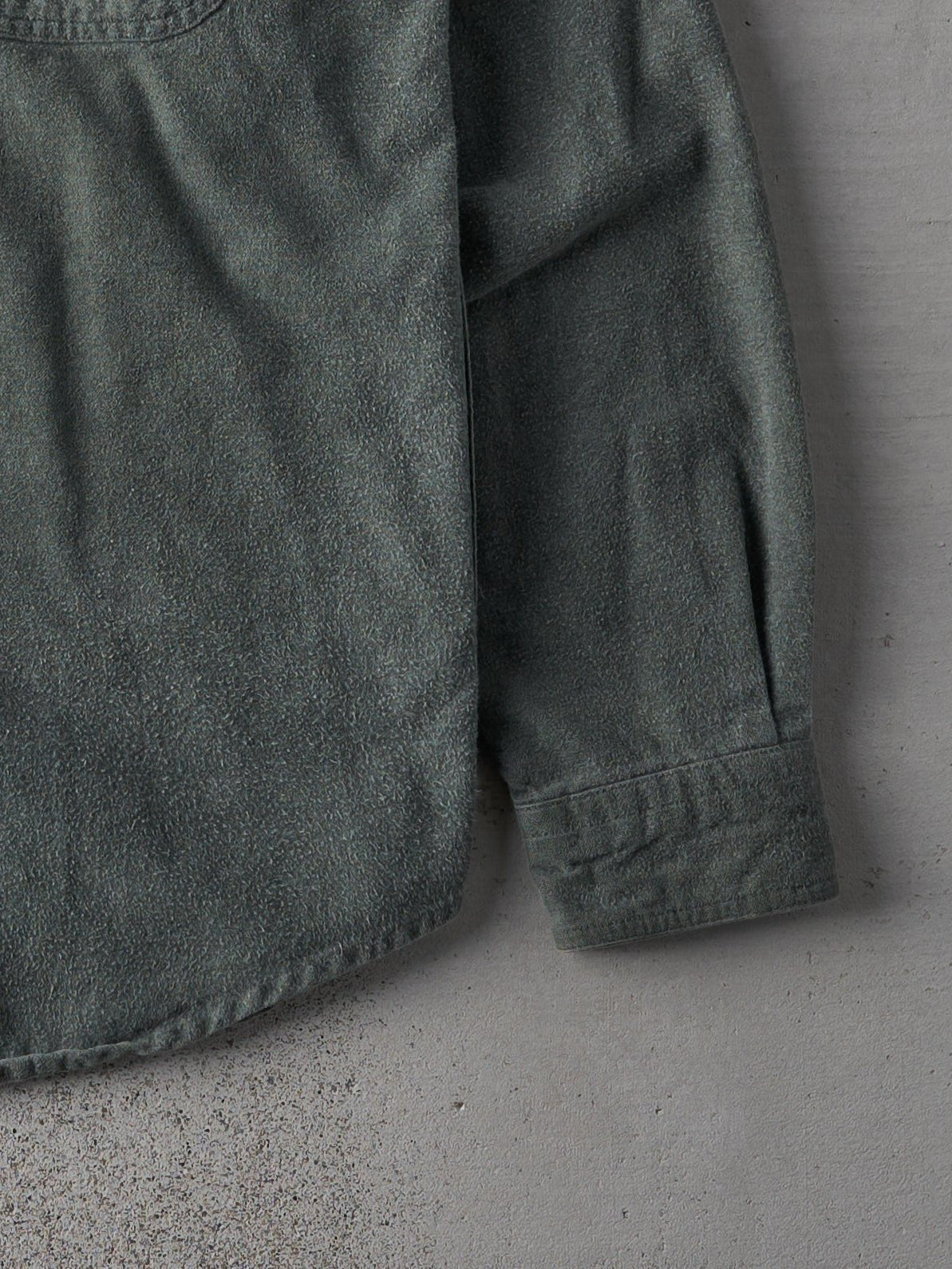 Vintage 90s Olive Green Woolrich Button Up Long Sleeve (L)