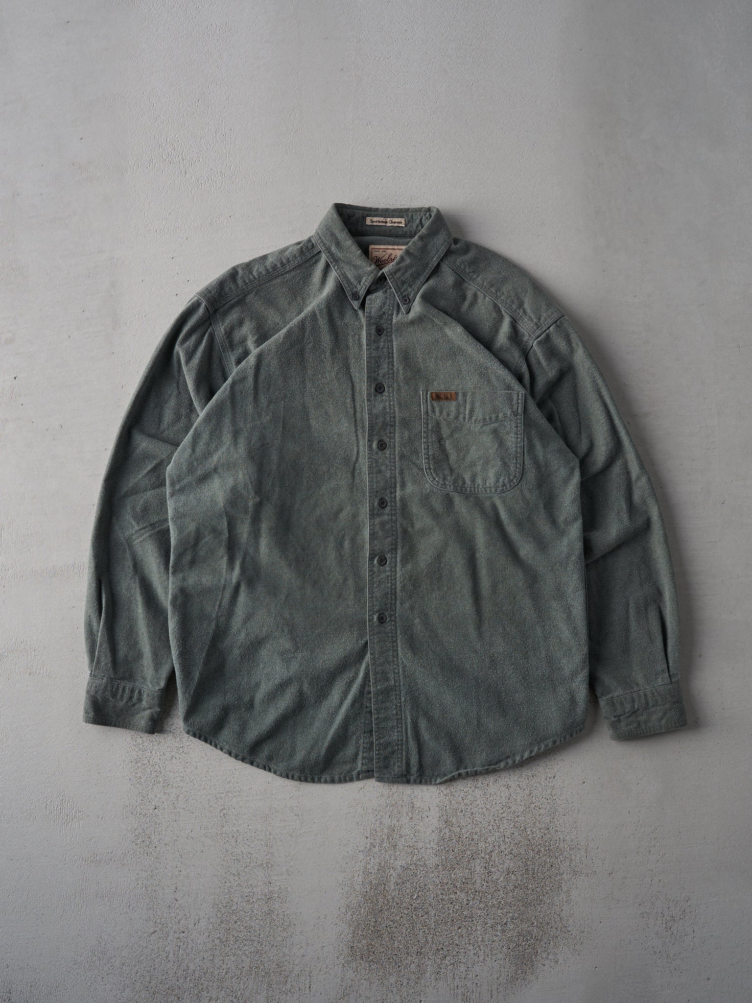 Vintage 90s Olive Green Woolrich Button Up Long Sleeve (L)