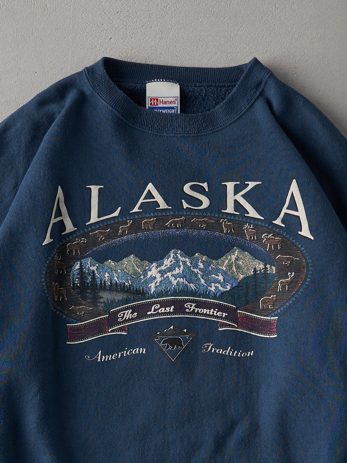 Vintage 90s Navy Blue Alaska Crewneck (L)