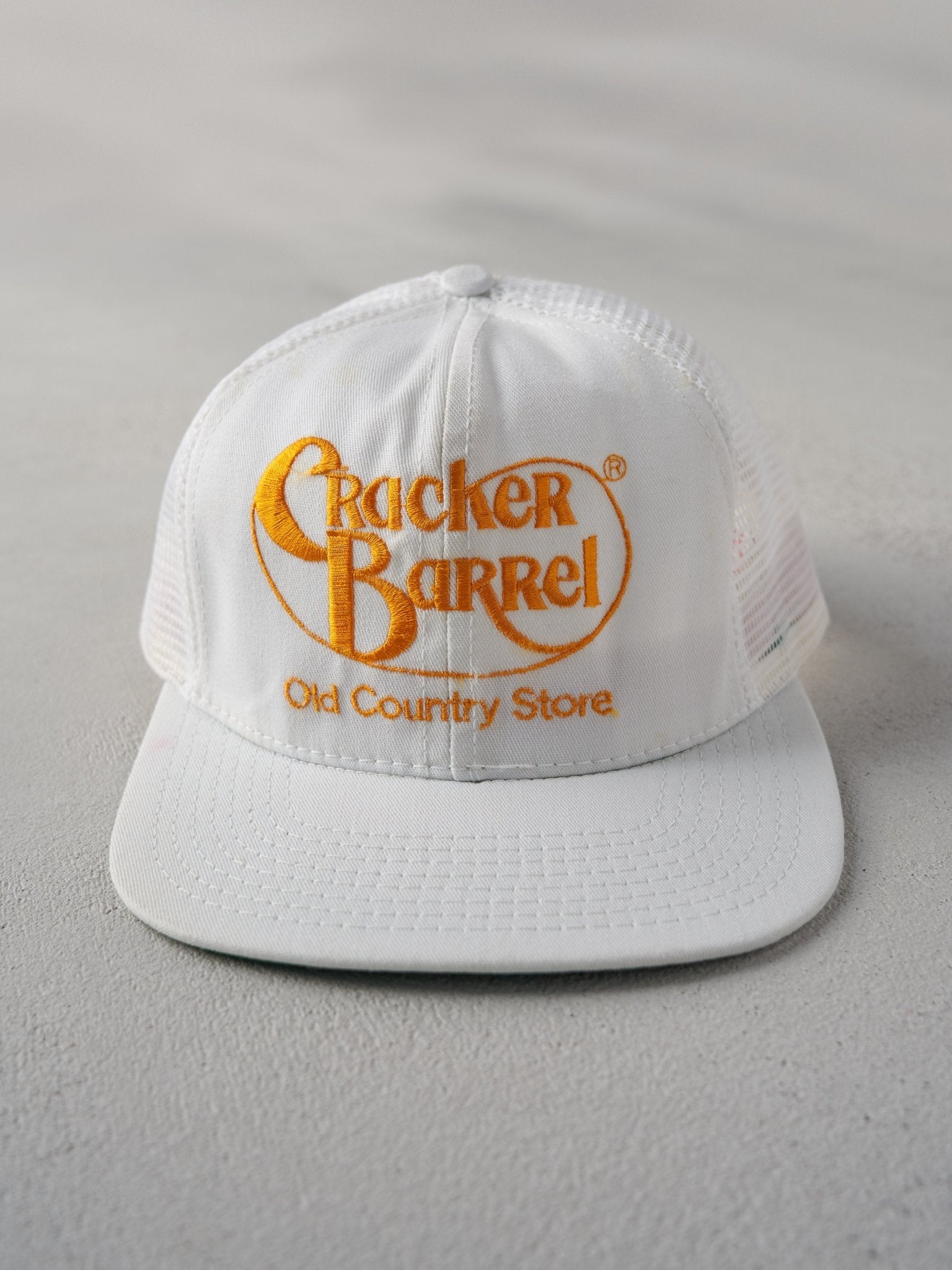 Vintage 90s White Cracker Barrel Snapback Trucker Hat
