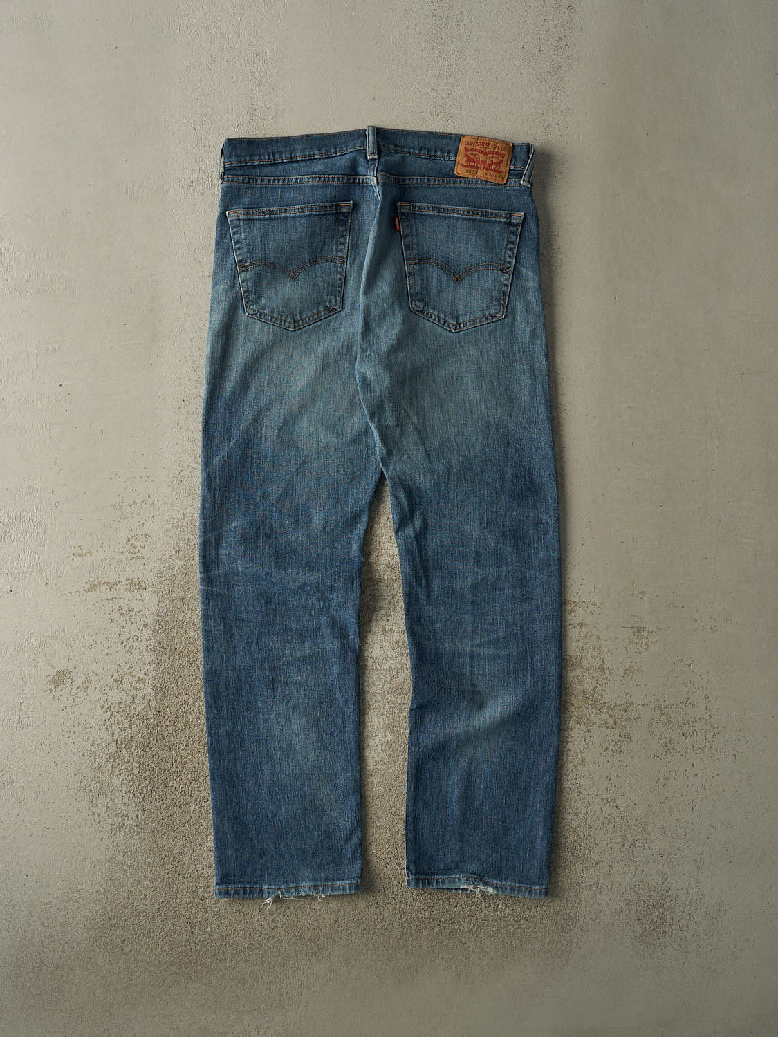 Vintage Y2K Dark Wash Levi's 505 Jeans (36x32.5)