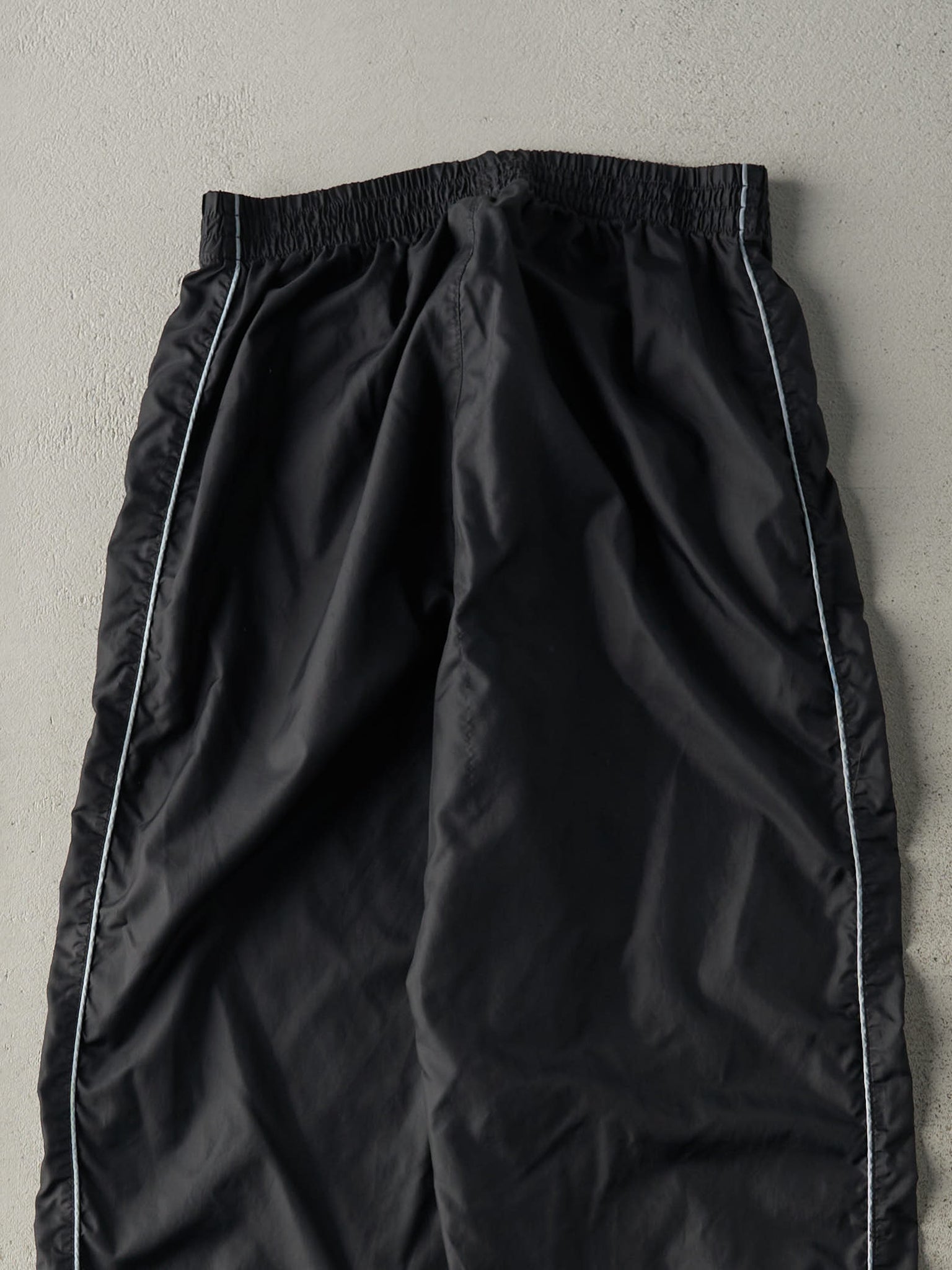 Vintage Y2K Black Fila Nylon Track Pants (28x31)