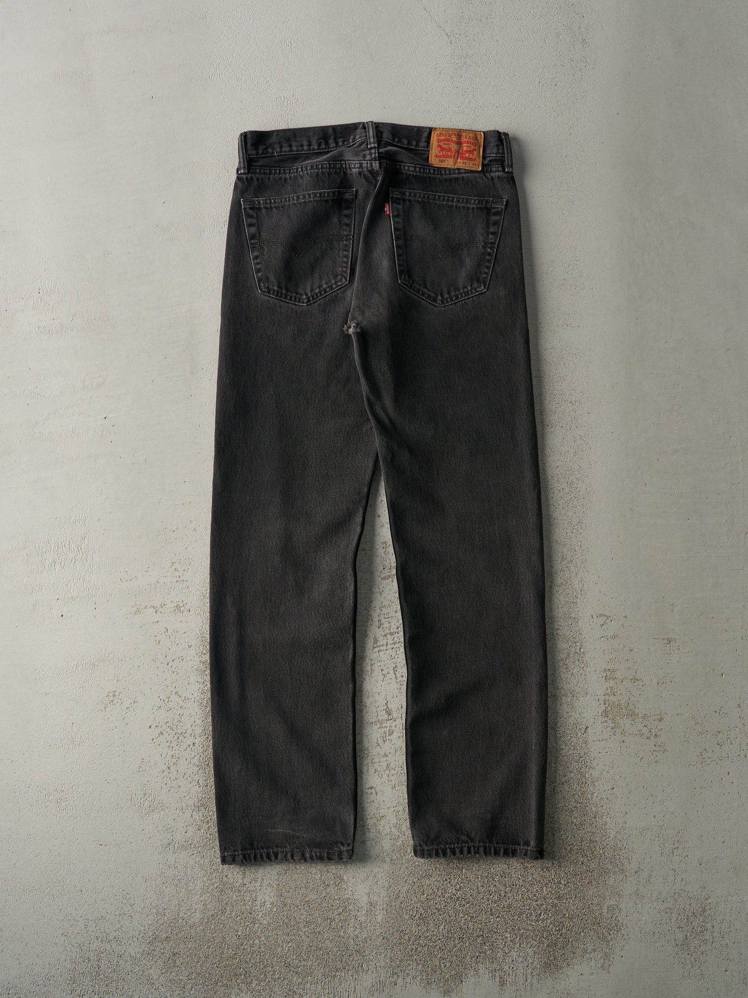 Vintage Y2K Black Levi's 505 Denim Pants (33x32.5)