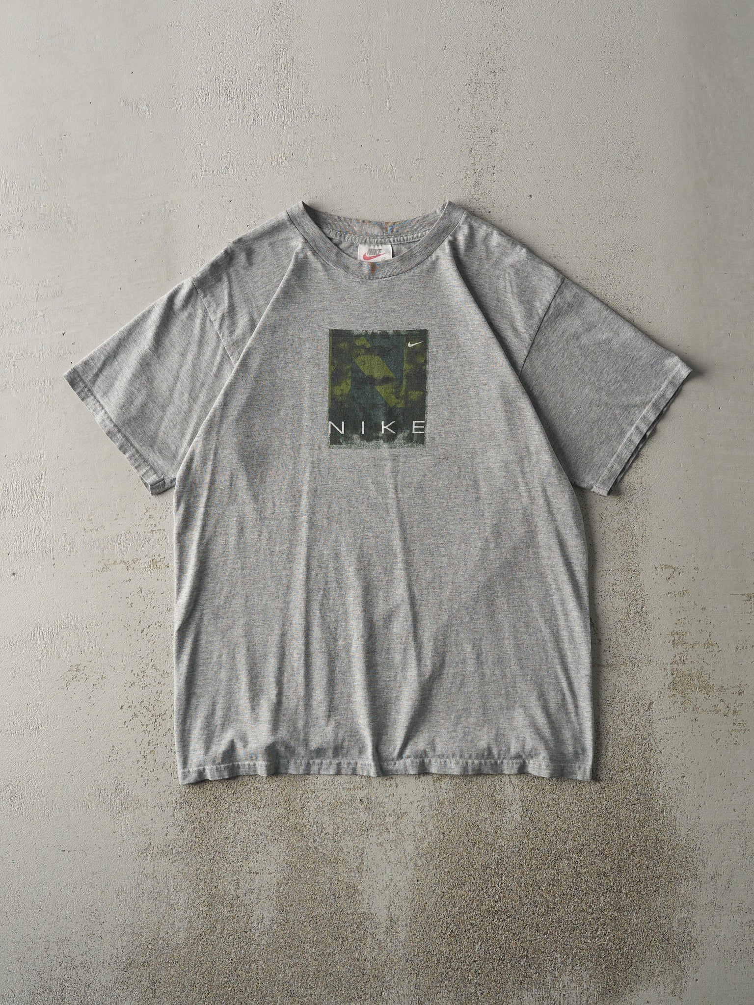 Vintage 90s Grey Nike Tee (M)