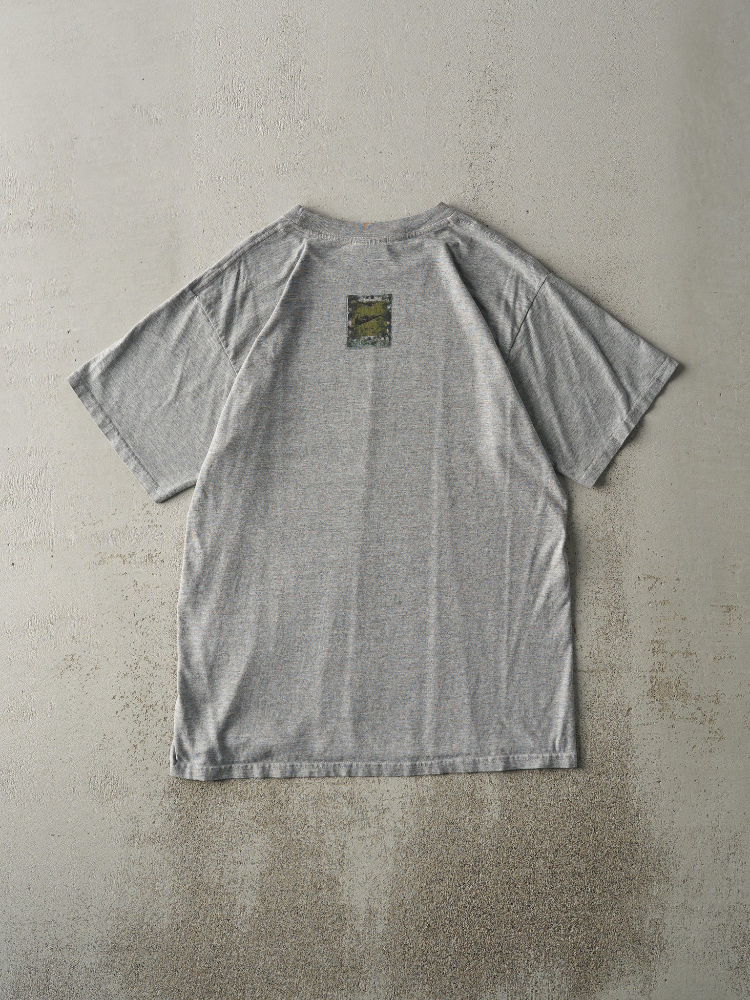 Vintage 90s Grey Nike Tee (M)