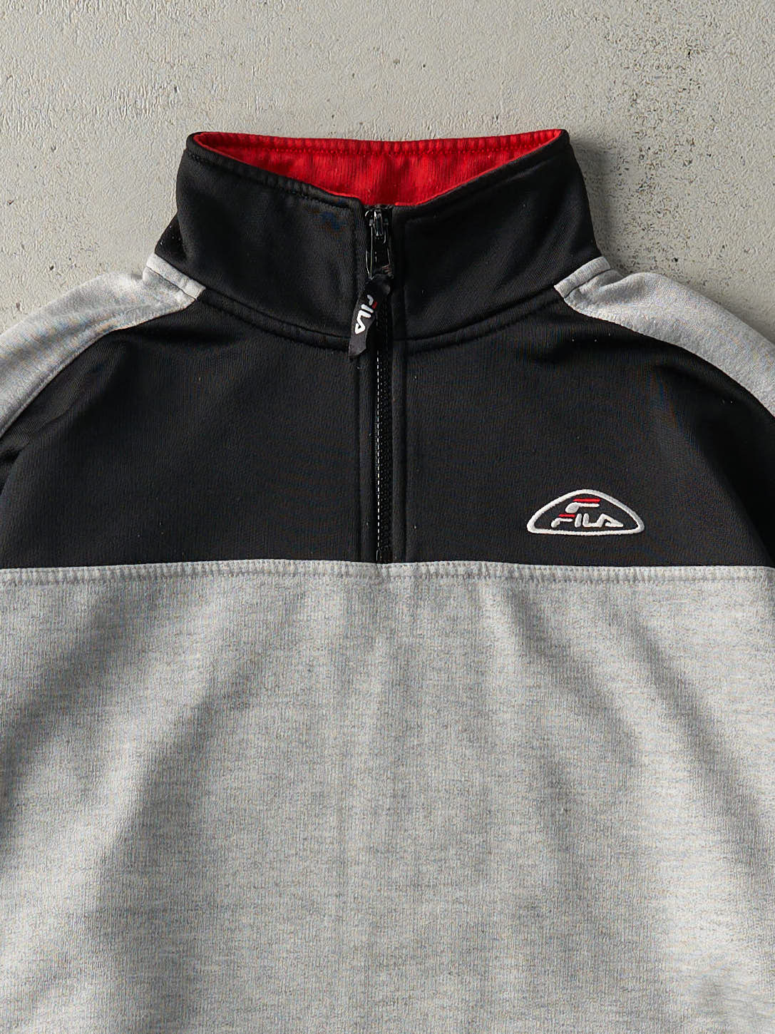 Vintage 90s Black & Grey Fila Quarter Zip Sweater (S/M)