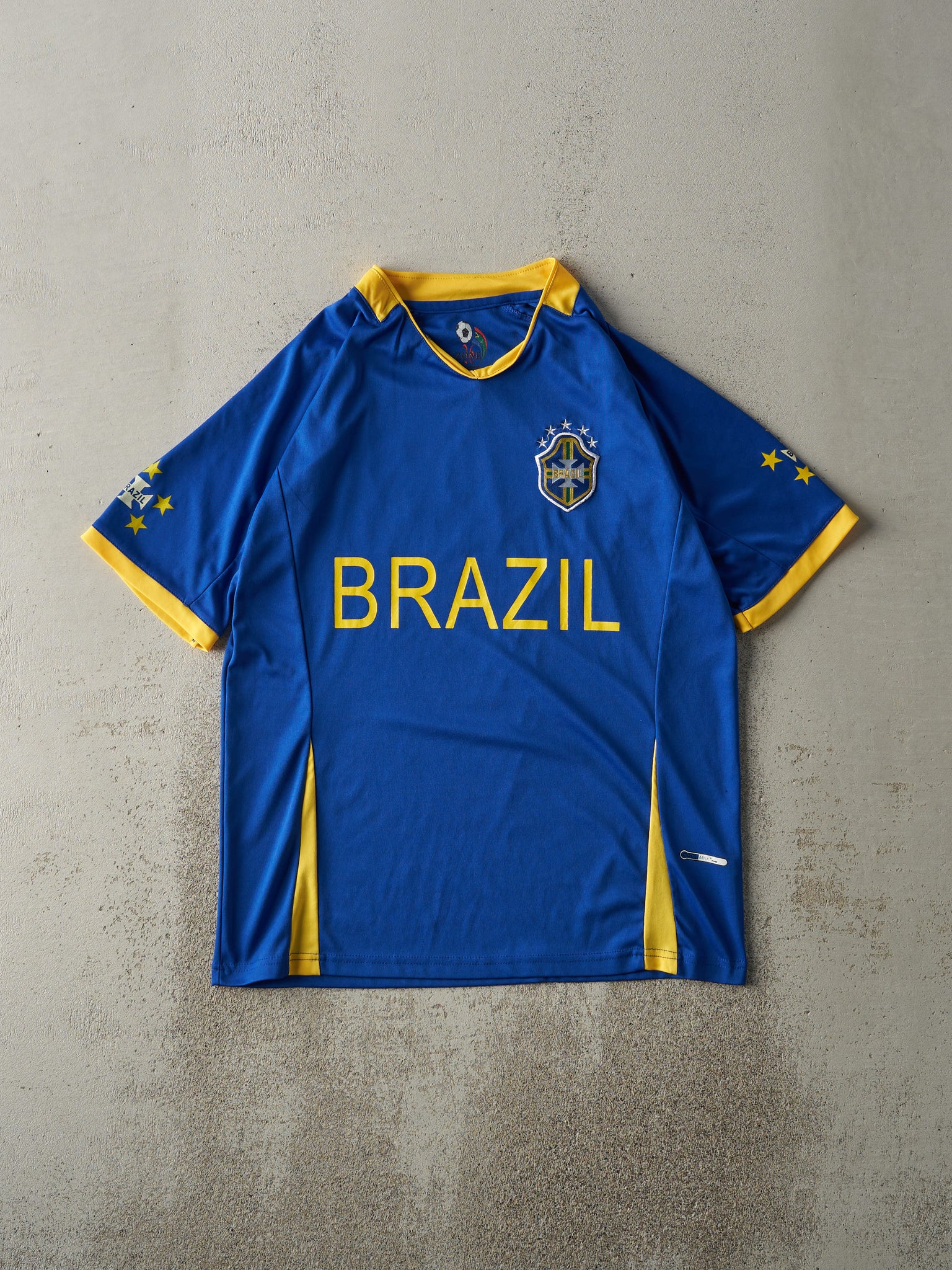 Vintage Y2K Blue Brazil Soccer Jersey (M)