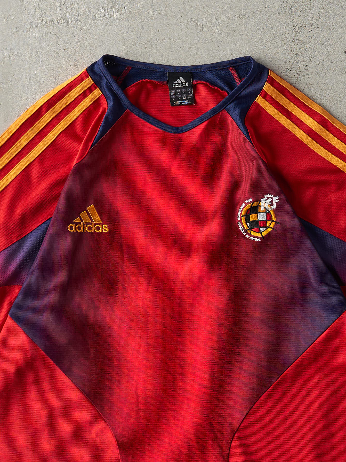 Vintage Y2K Red Spain Adidas Soccer Jersey (L)