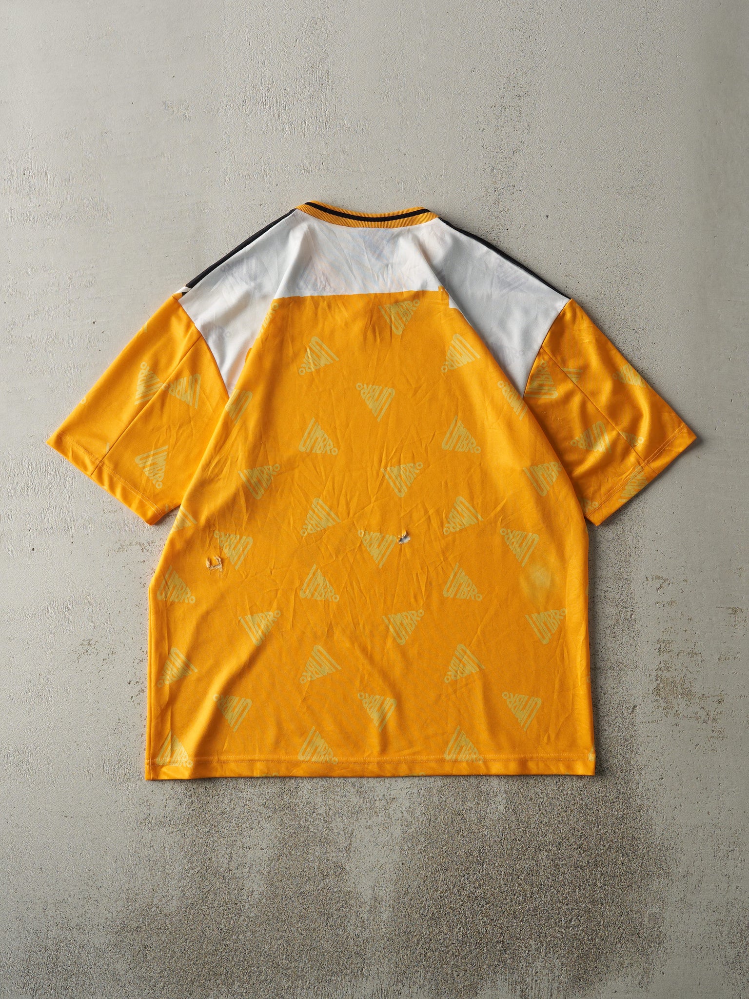 Vintage 90s Yellow Umbro Soccer Jersey (L)