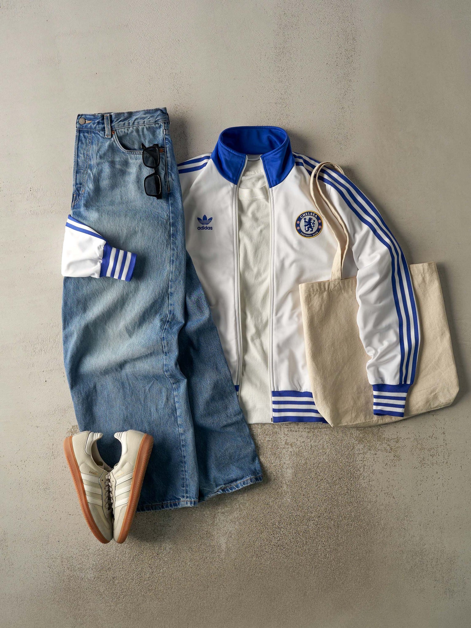 Vintage Y2K White & Blue Chelsea FC Adidas Track Jacket (M/L