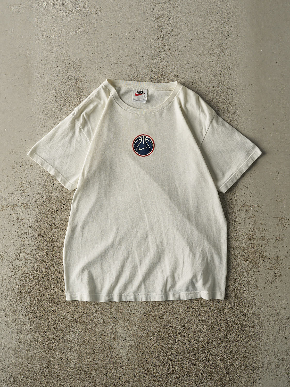 Vintage 90s White Nike Basketball Tee (M)