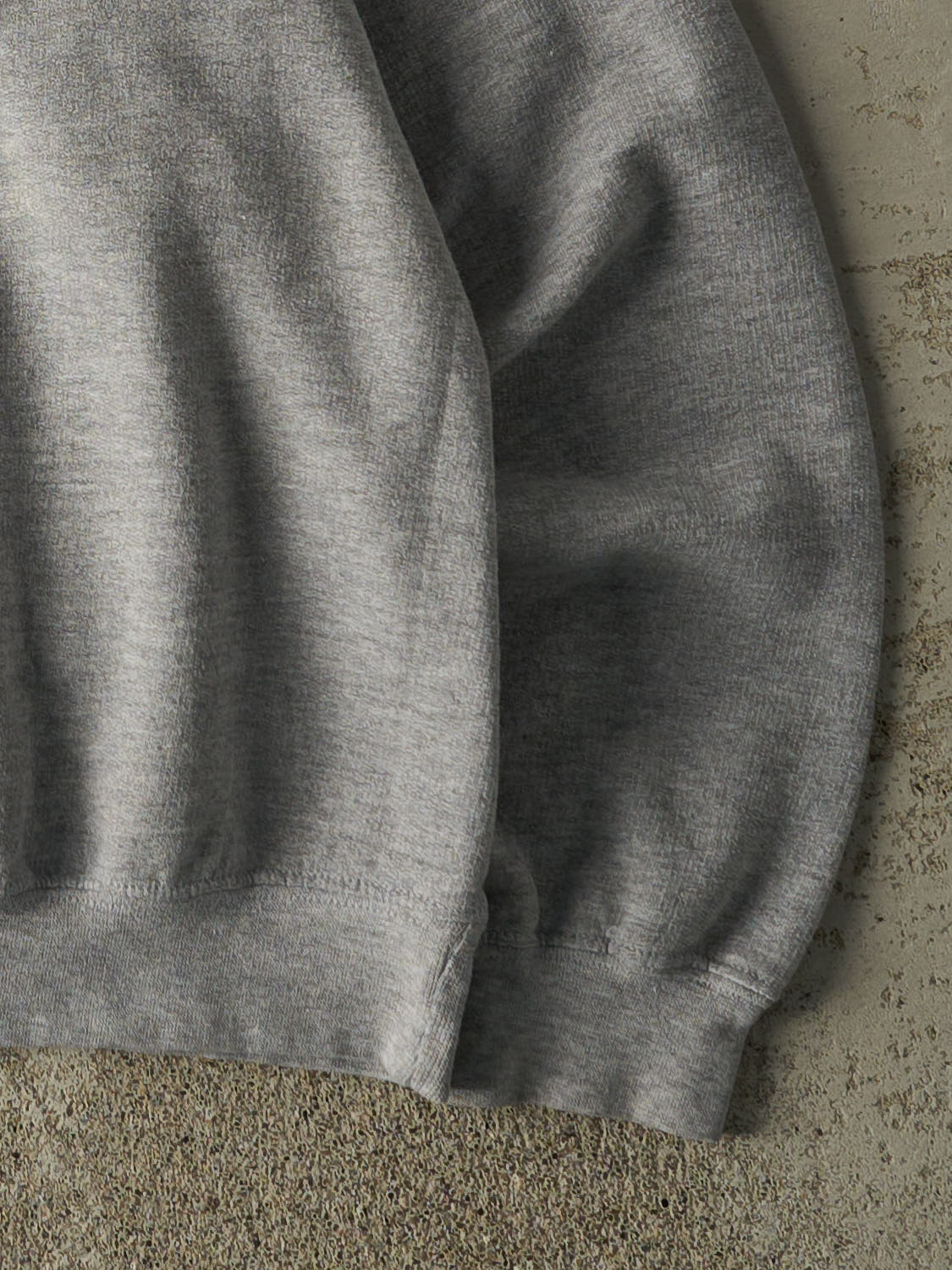 Vintage Y2K Grey McMaster University Crewneck (S/M)