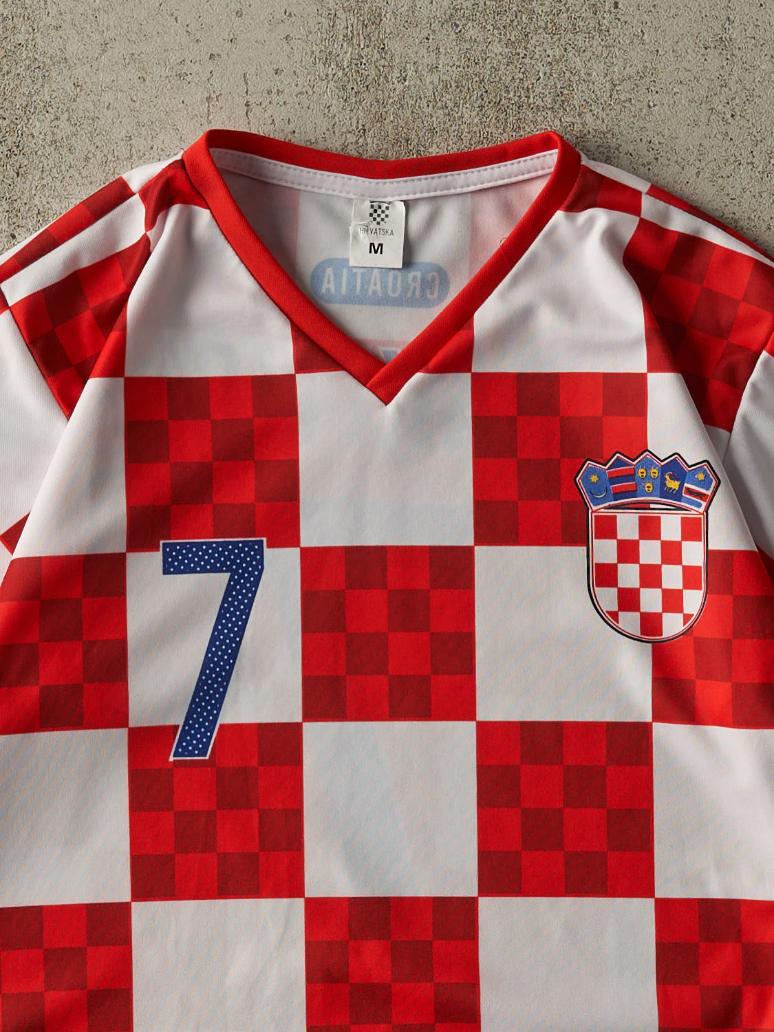 Vintage Y2K Red & White Croatia #7 Ivan Rakitic Soccer Jersey (S/M)