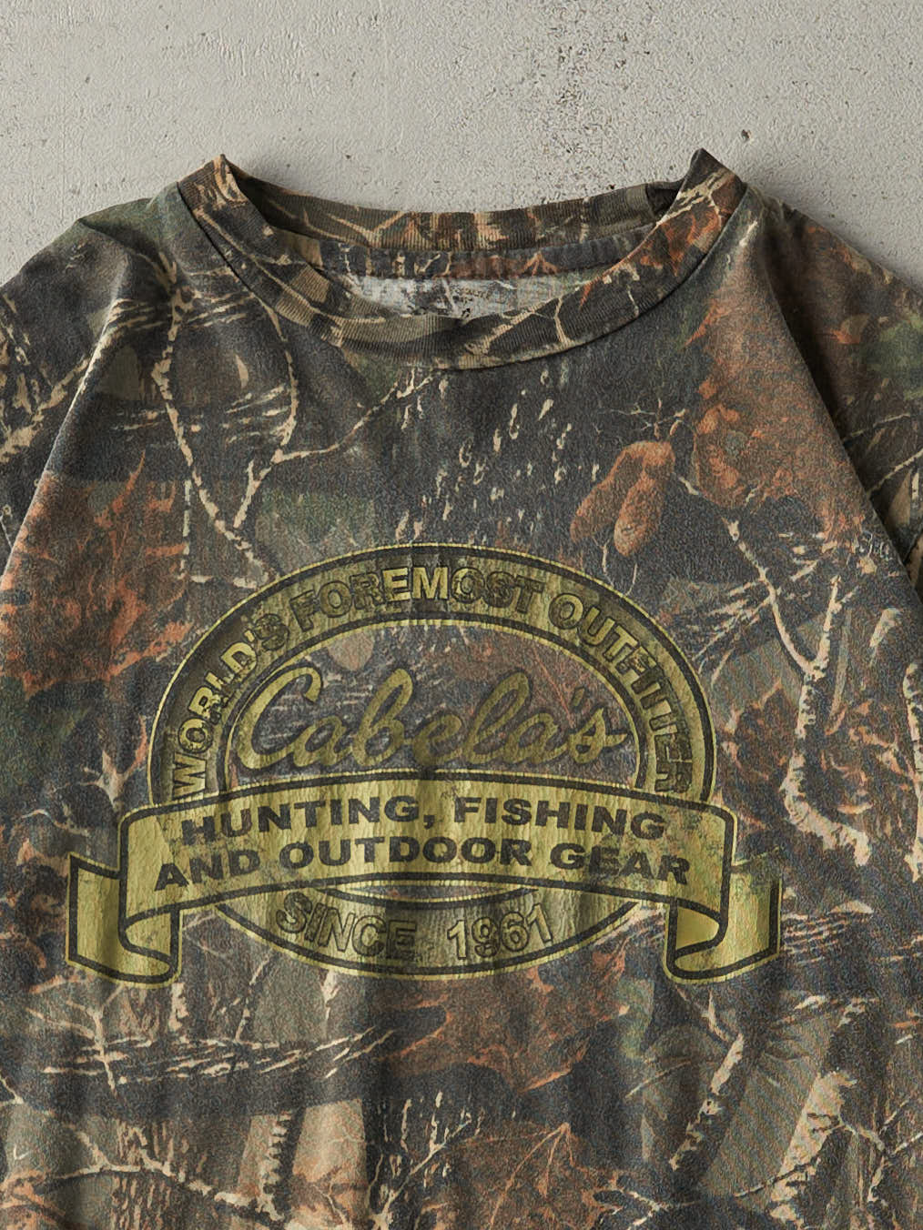 Vintage Y2K Camo Cabela's x Seclusion3D Tee (M)