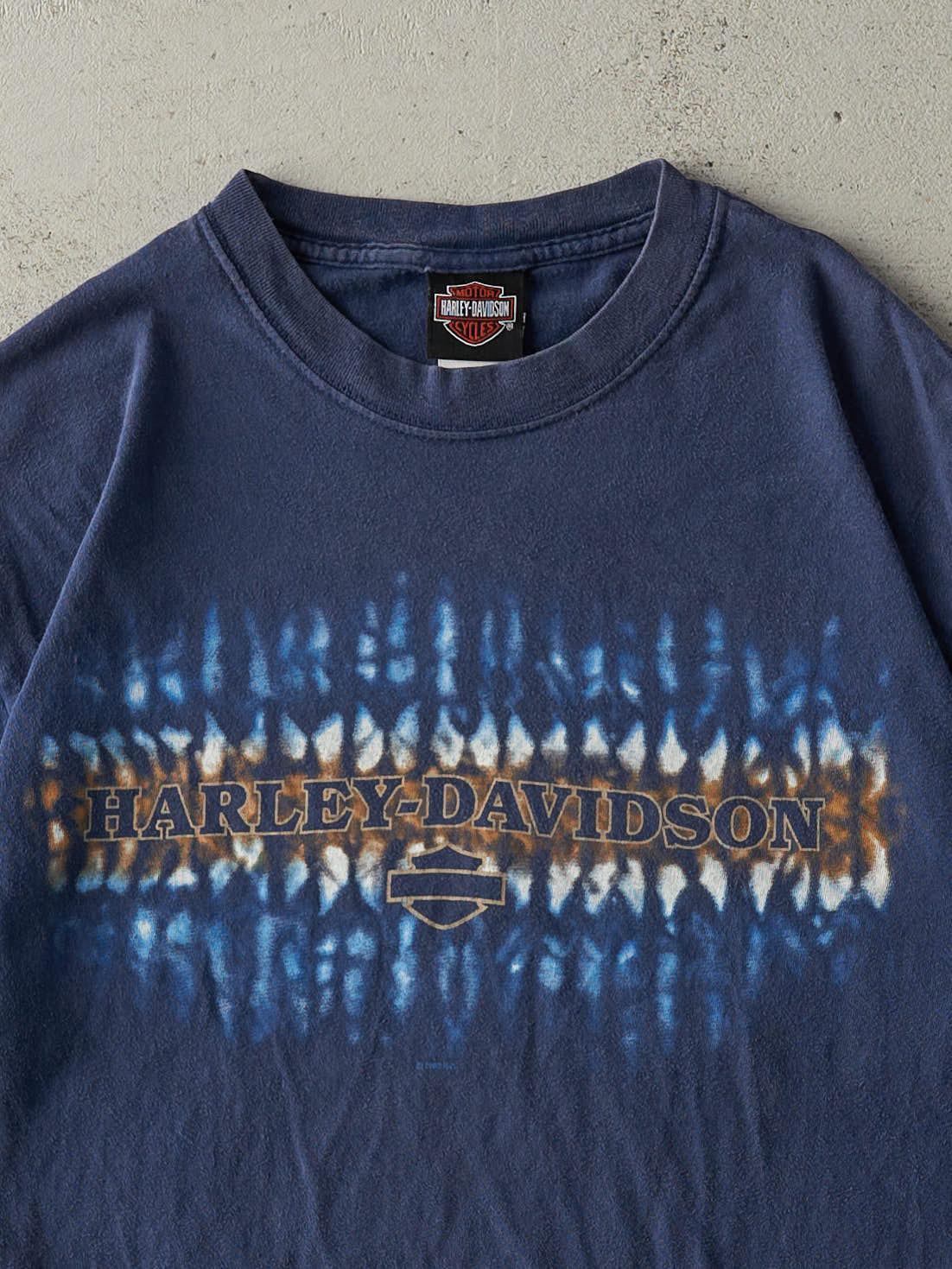 Vintage 02' Navy Blue Charleston, SC Harley Davidson Tee (M)