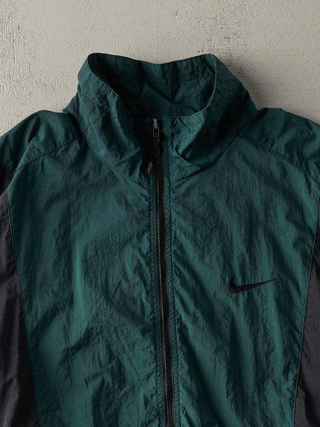 Vintage 90s Green, Black & Beige Nike Embroidered Swoosh Windbreaker (L)