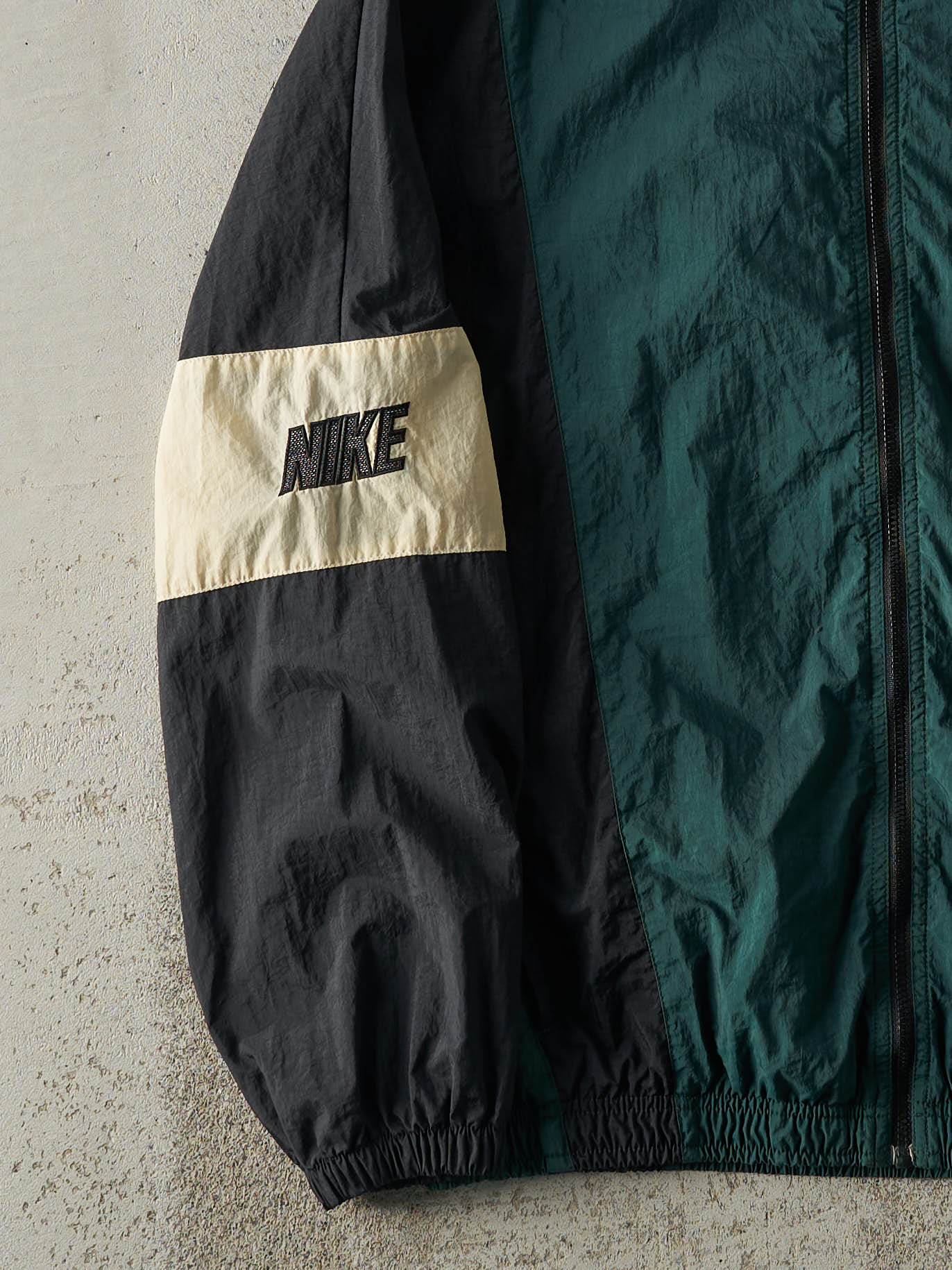 Vintage 90s Green, Black & Beige Nike Embroidered Swoosh Windbreaker (L)