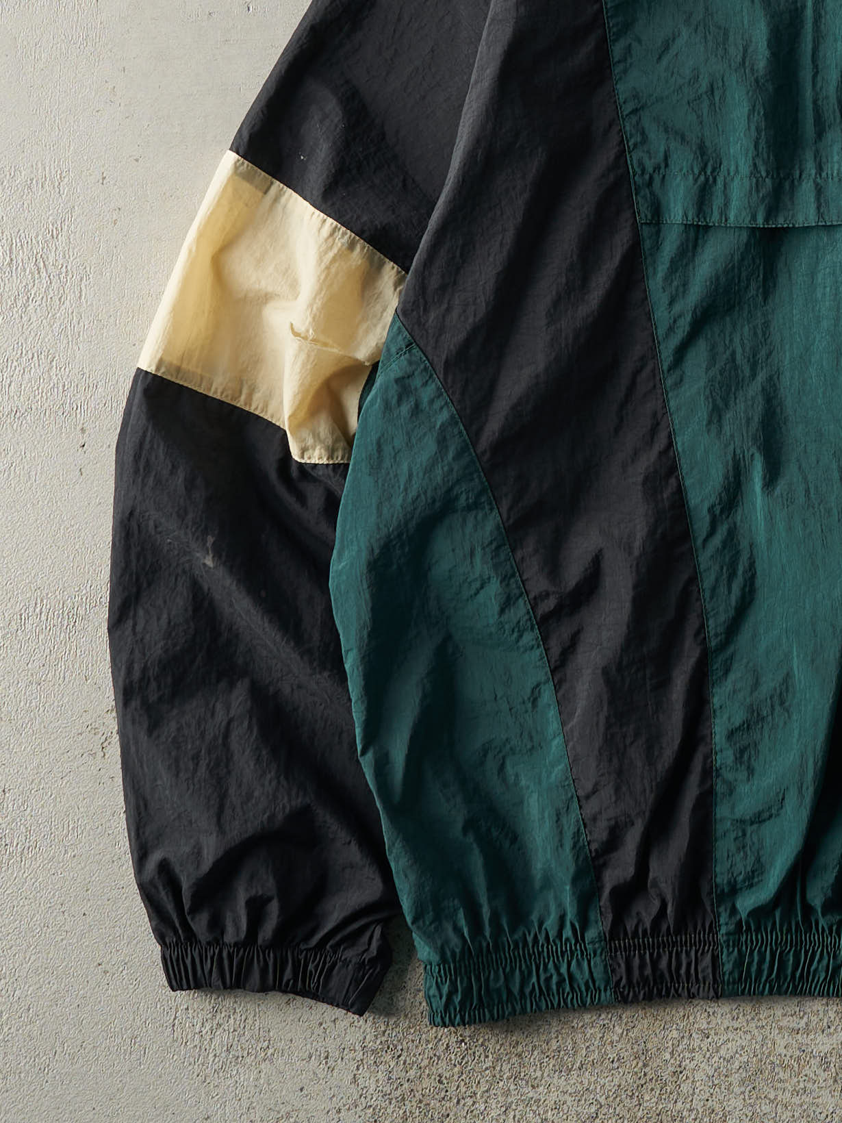 Vintage 90s Green, Black & Beige Nike Embroidered Swoosh Windbreaker (L)