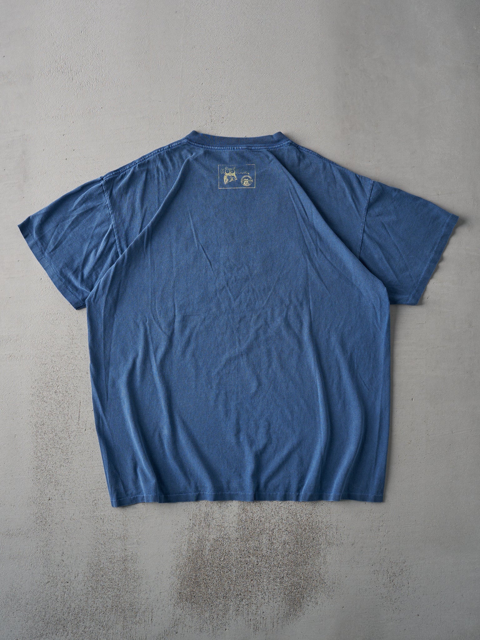 Vintage 90s Deep Blue Hooters Athletics Single Stitch Tee (L)