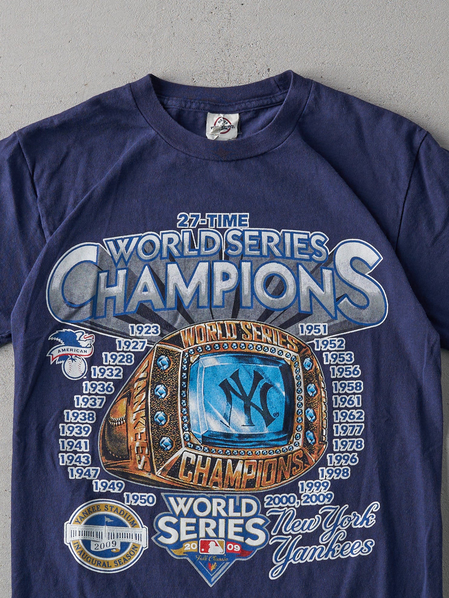 Vintage 09' Navy New York Yankees World Series Champions Tee (XS)