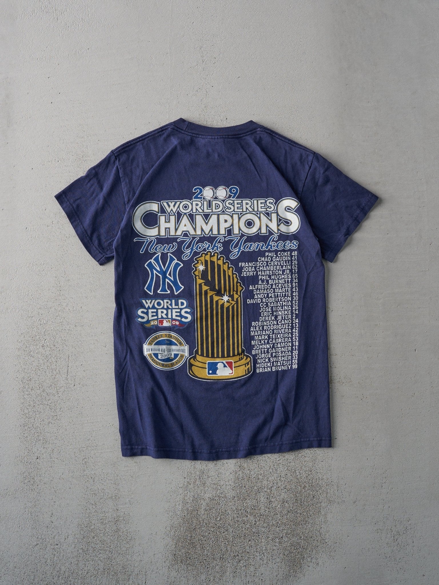 Vintage 09' Navy New York Yankees World Series Champions Tee (XS)