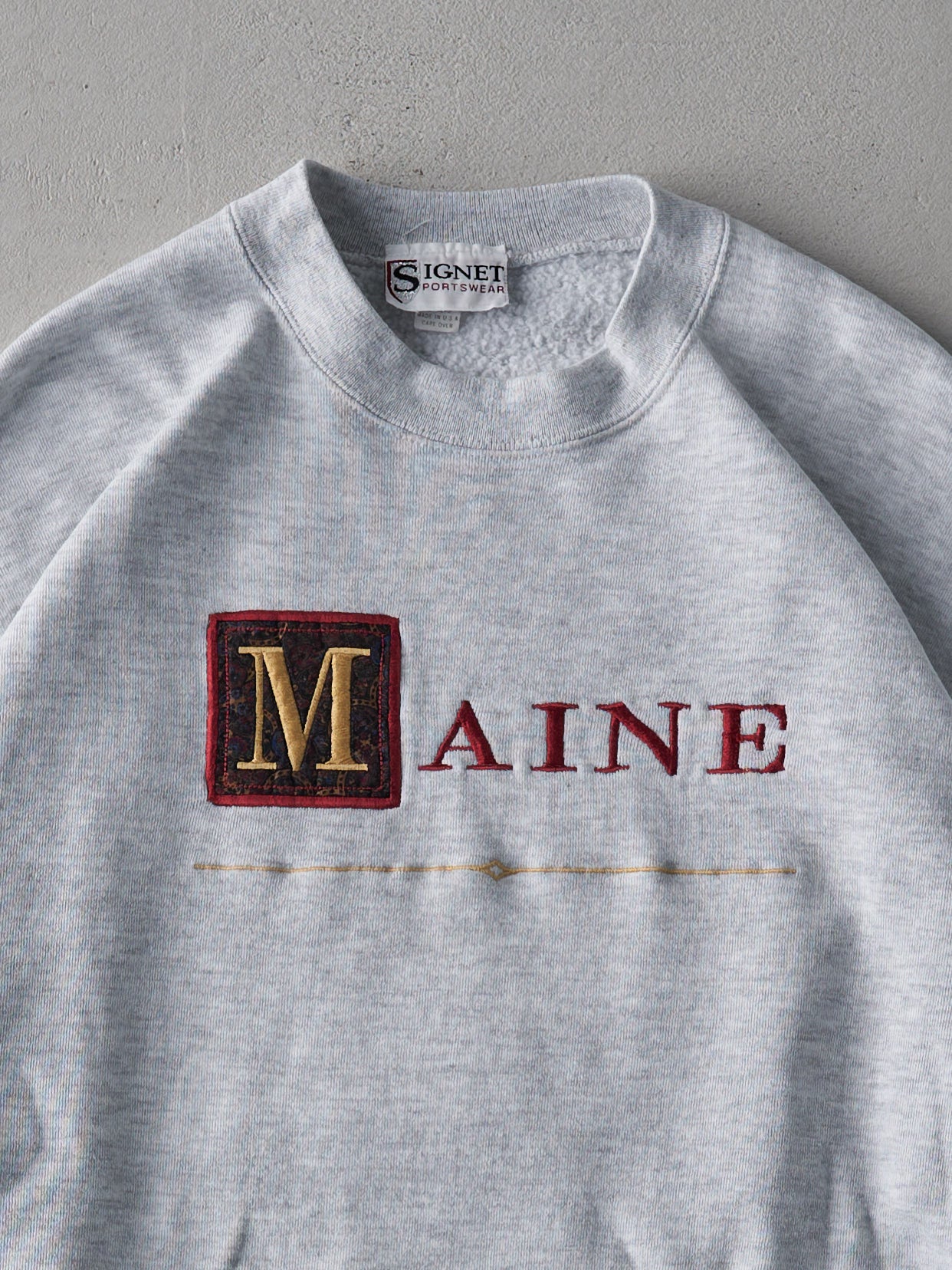 Vintage 90s Heather Grey Maine Embroidered Crewneck (L)