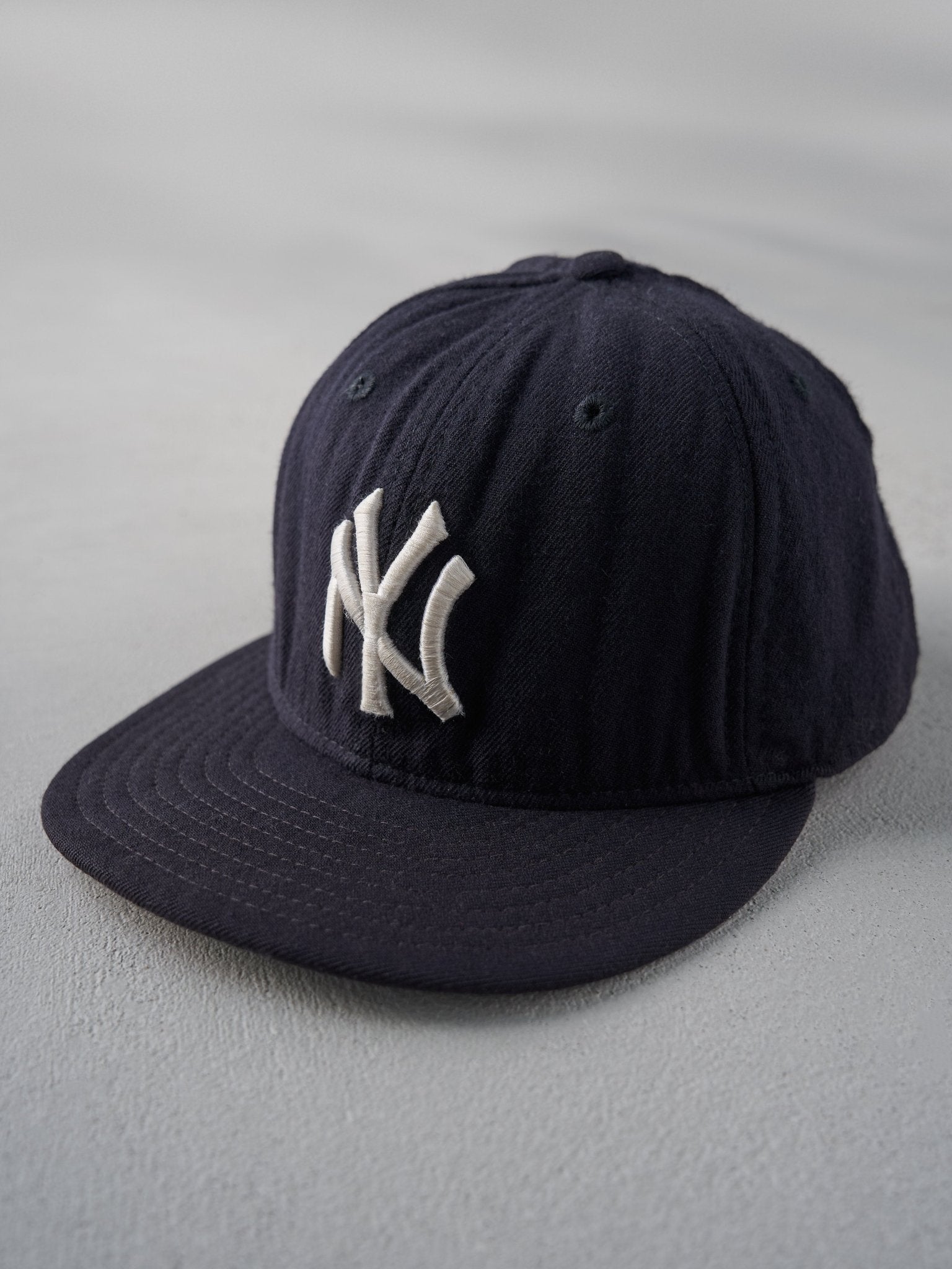 Vintage 90s Black New York Yankees New Era Fitted Hat