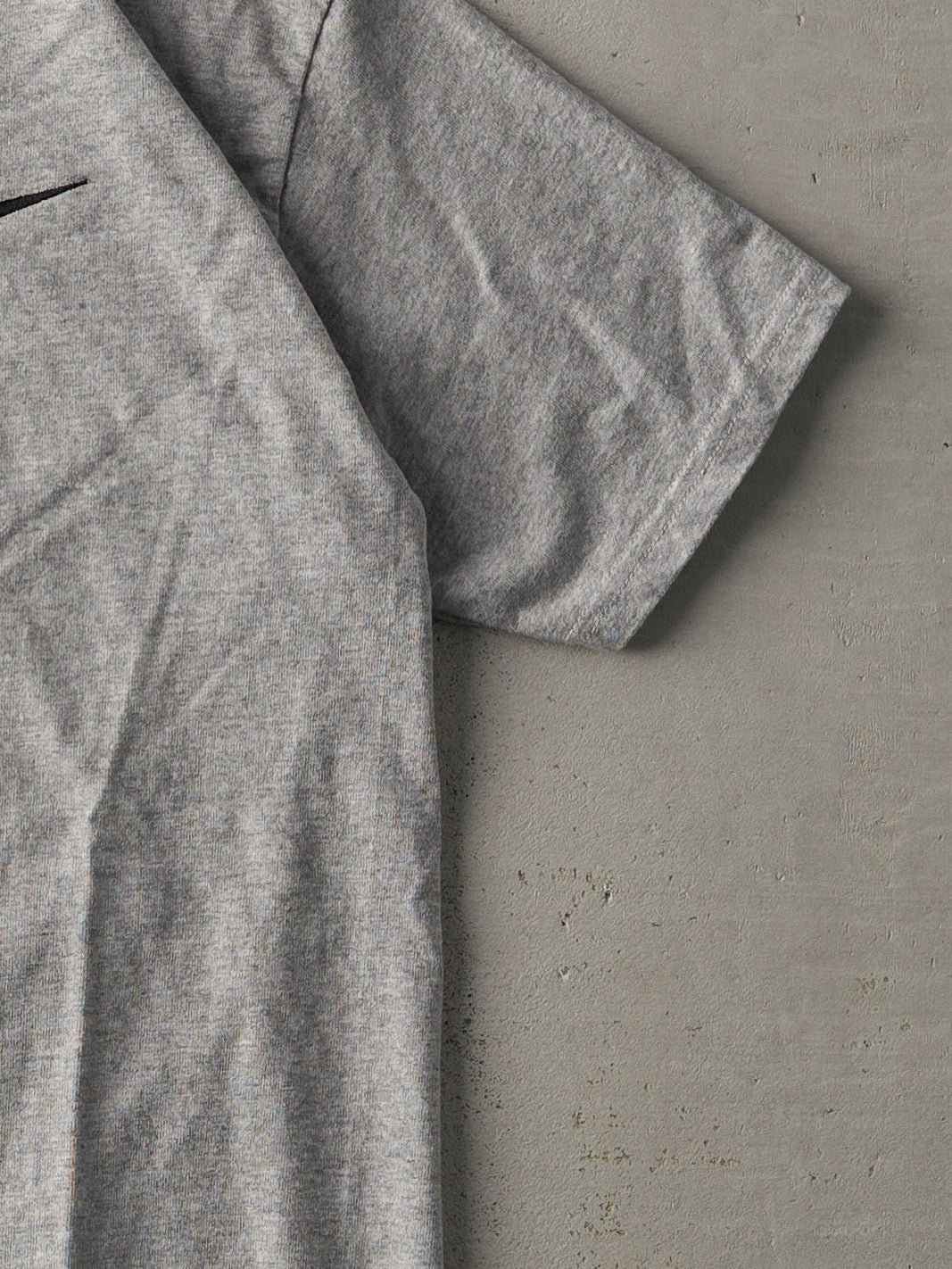 Vintage Y2K Light Grey Nike Blank Embroidered Tee (S)
