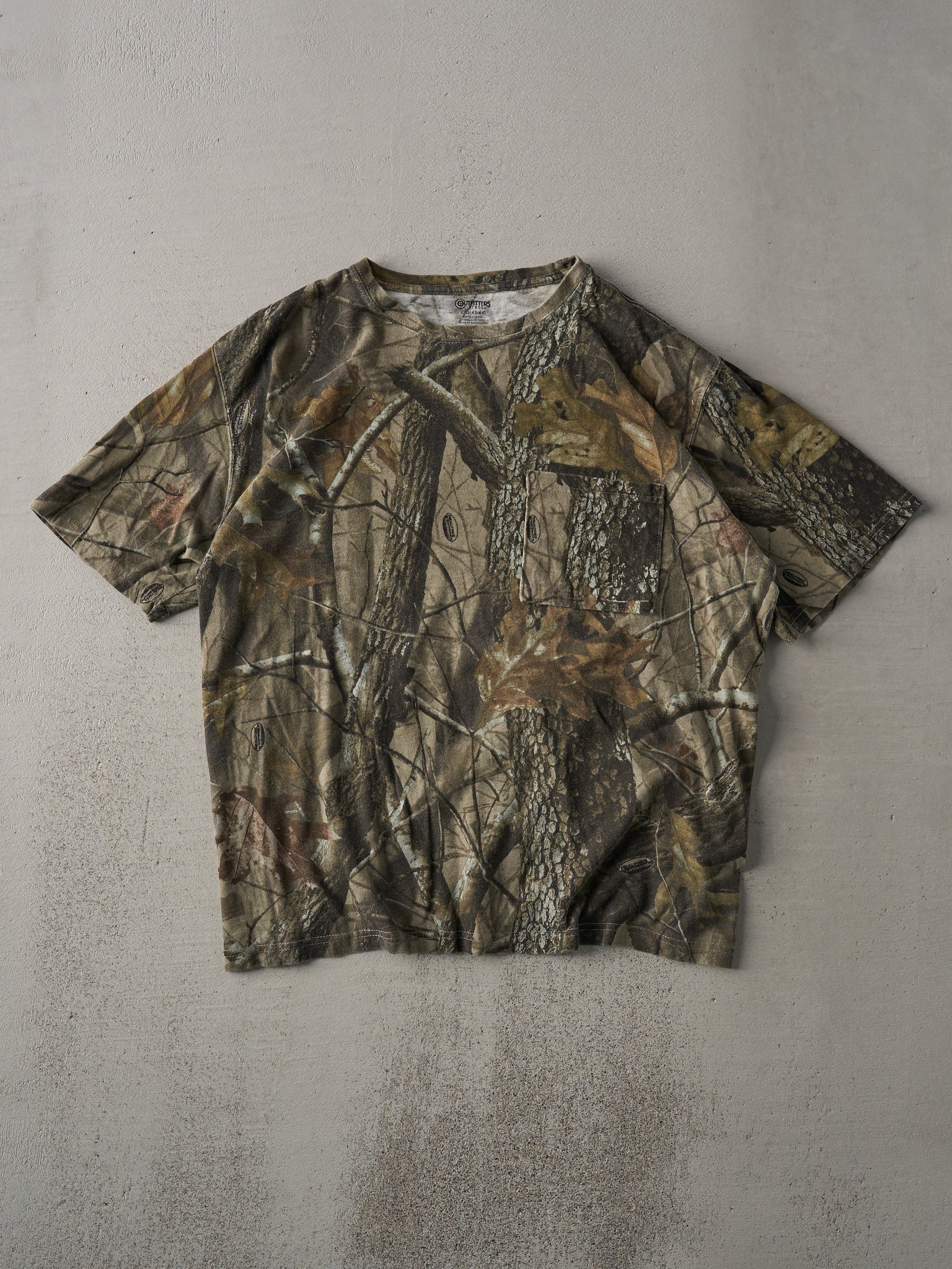 Vintage Y2K Green Realtree Pocket Tee (M)