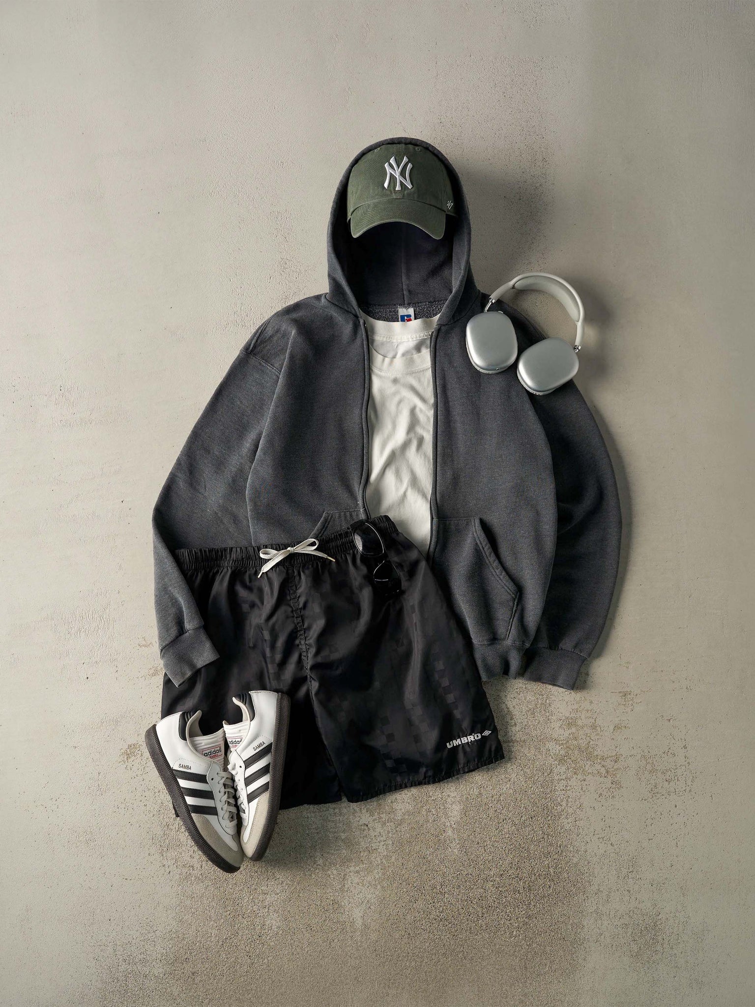Vintage 90s Charcoal Grey Russell Athletic Zip Up Hoodie (S/M