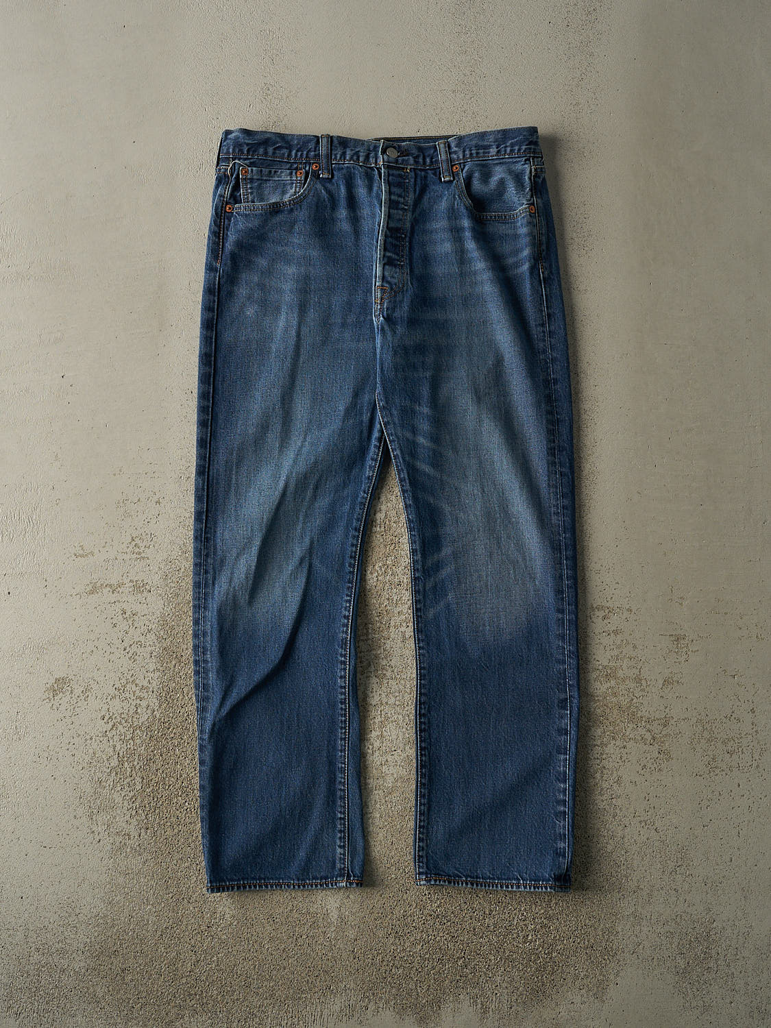 Vintage Y2K Dark Wash Levi's 501 Jeans (35x30.5)