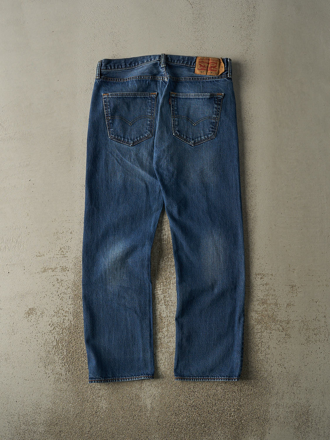 Vintage Y2K Dark Wash Levi's 501 Jeans (35x30.5)