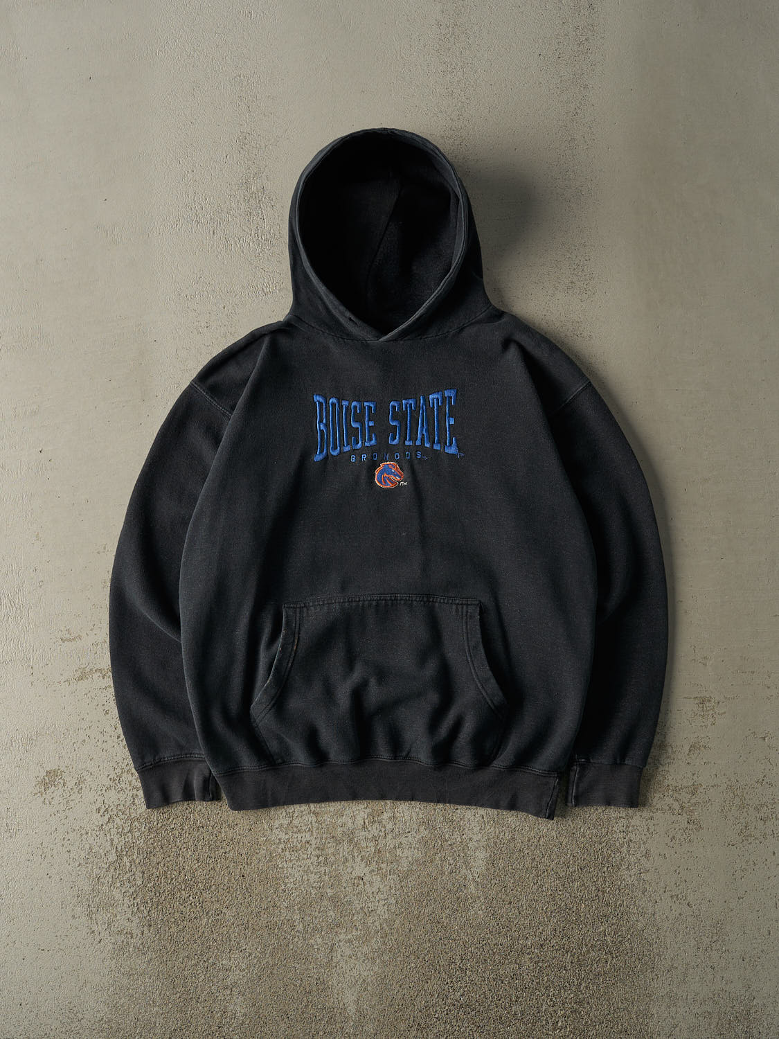 Vintage 90s Charcoal Grey Boise State University Bronco Embroidered Hoodie (M)