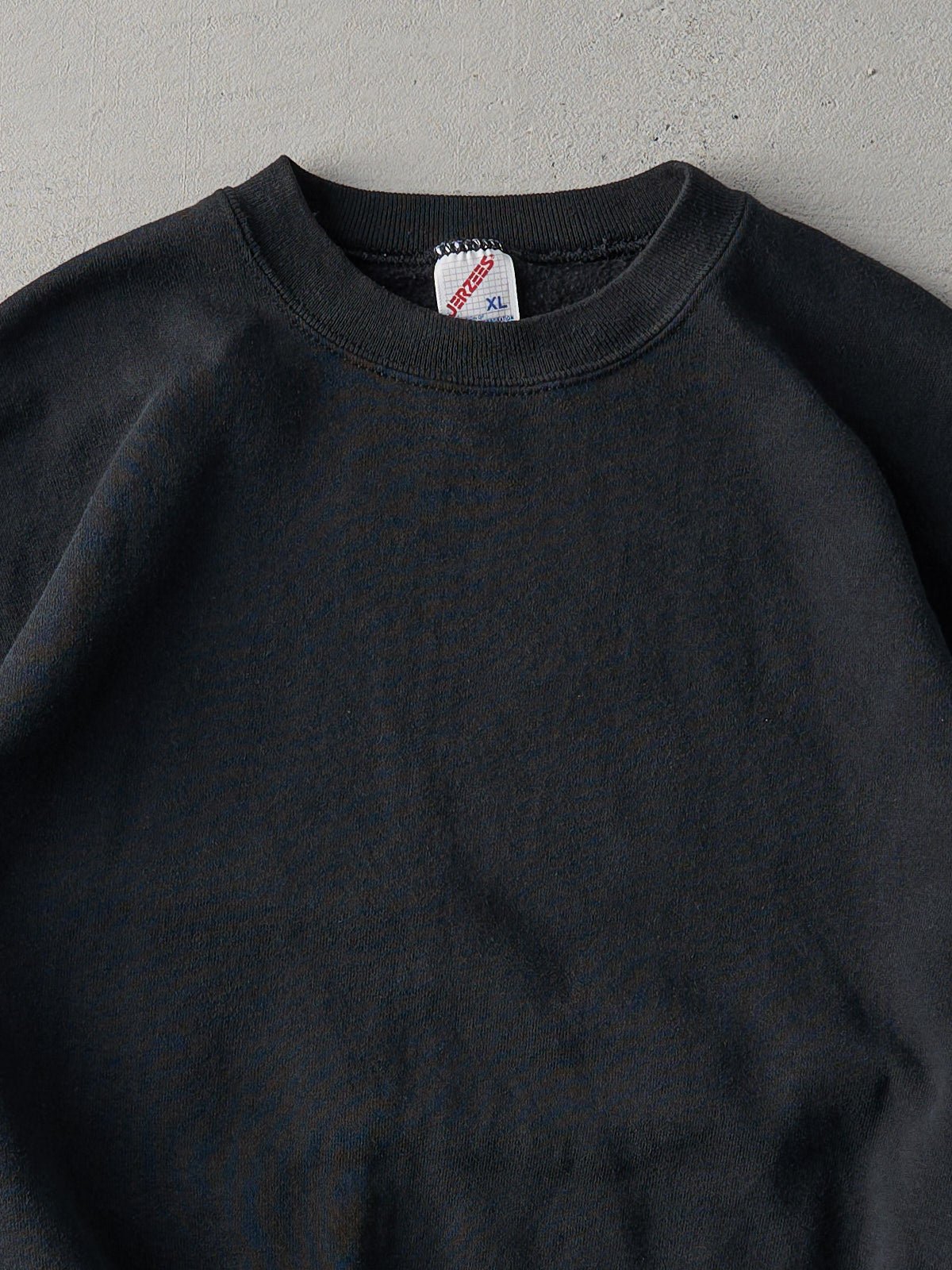 Vintage 90s Black Blank Crewneck (L)