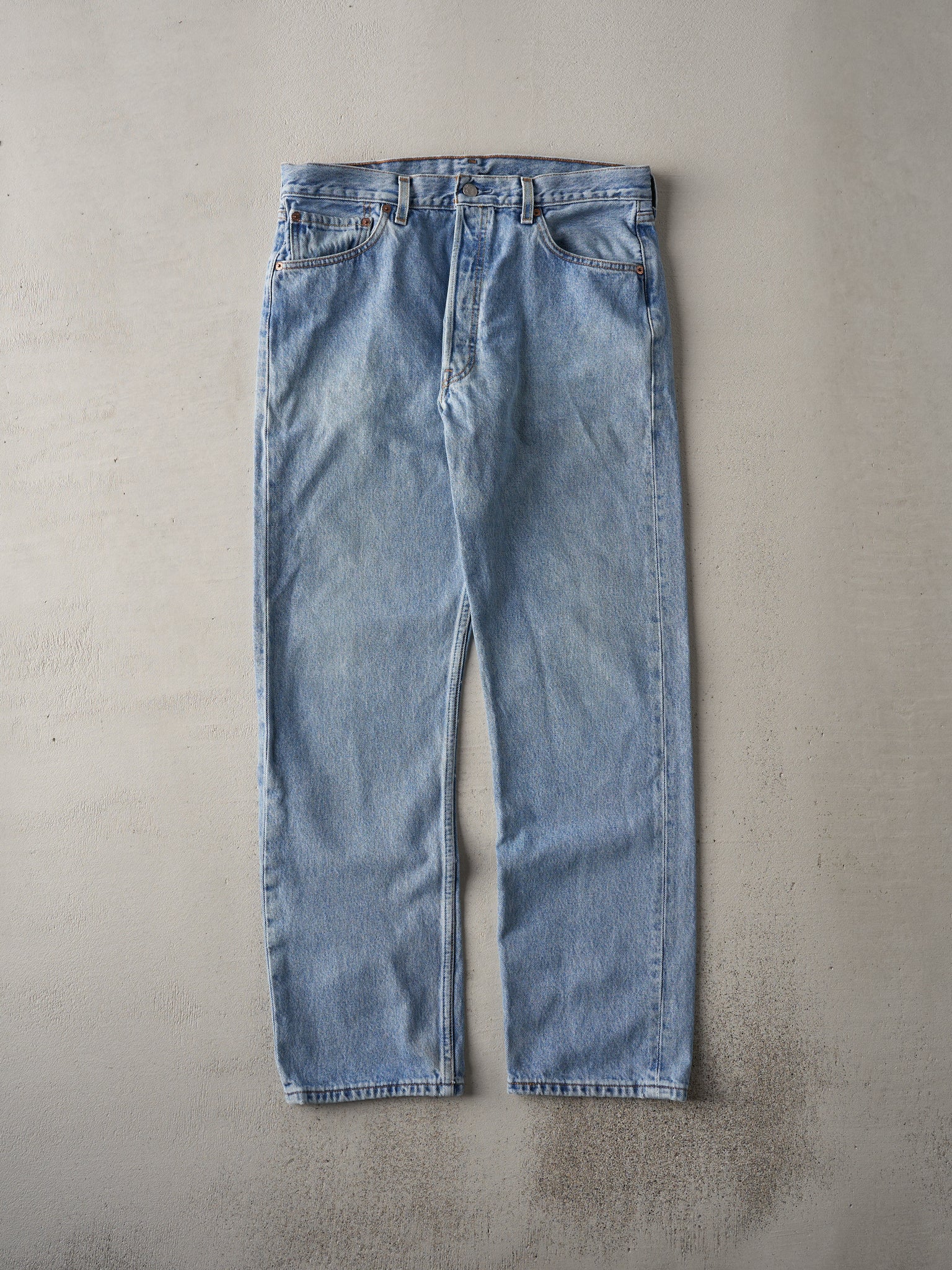 Vintage 80s Light Wash Levi's 501 Jeans (33x29)