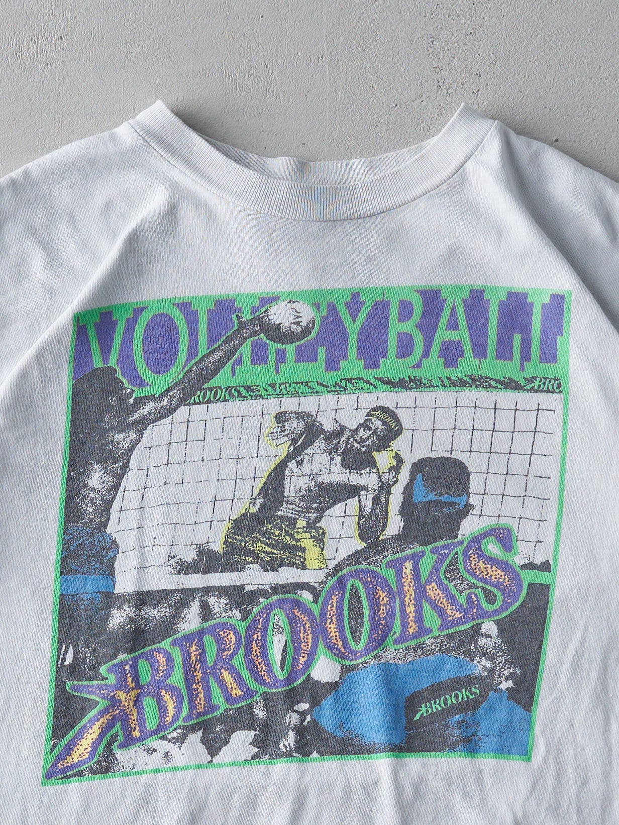 Vintage 90s White Brooks Volleyball Single Stitch Tee (L)