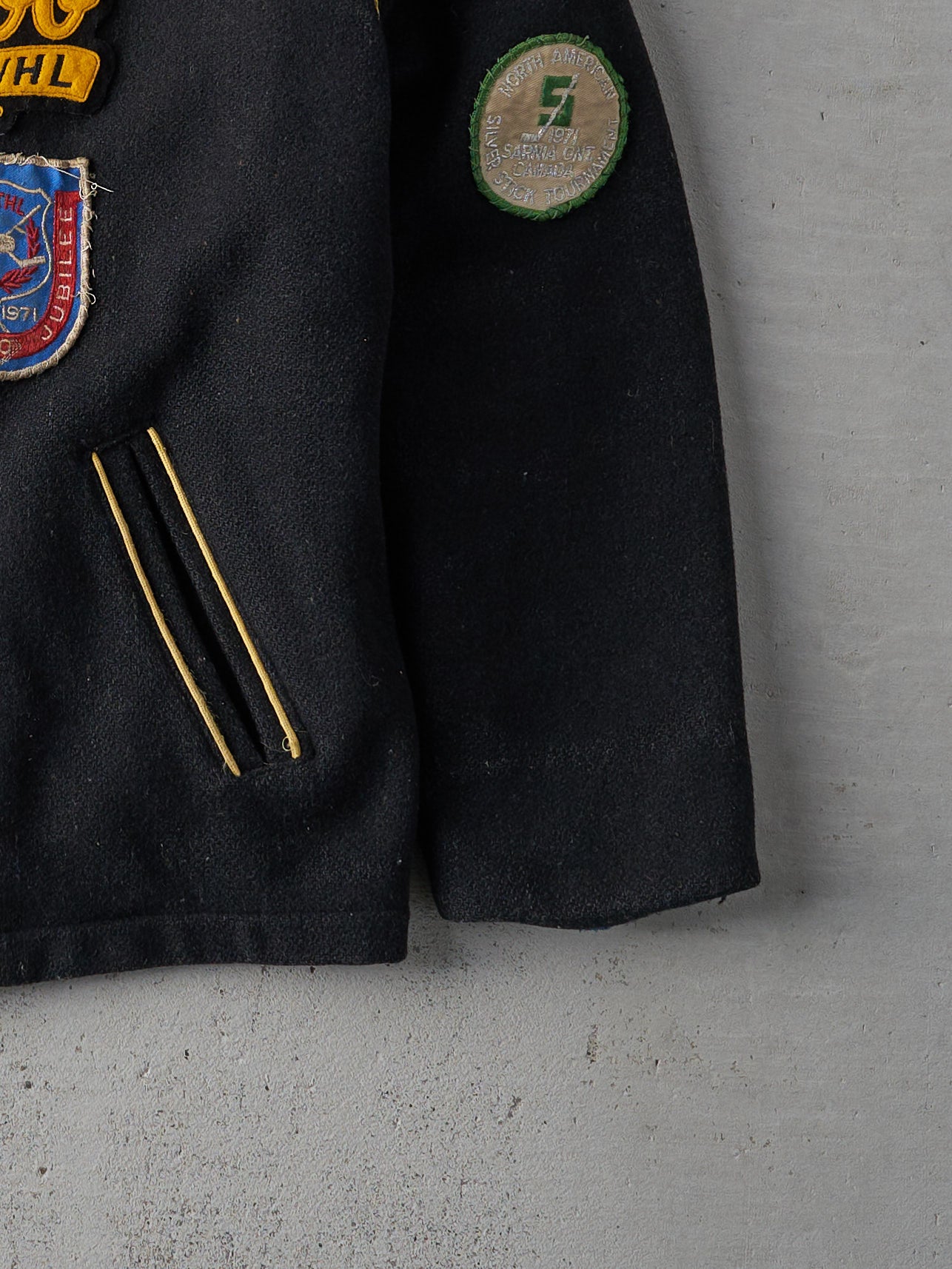 Vintage 70s Black BUMBACO'S Sports Center Patchwork Wool Jacket (S/M)