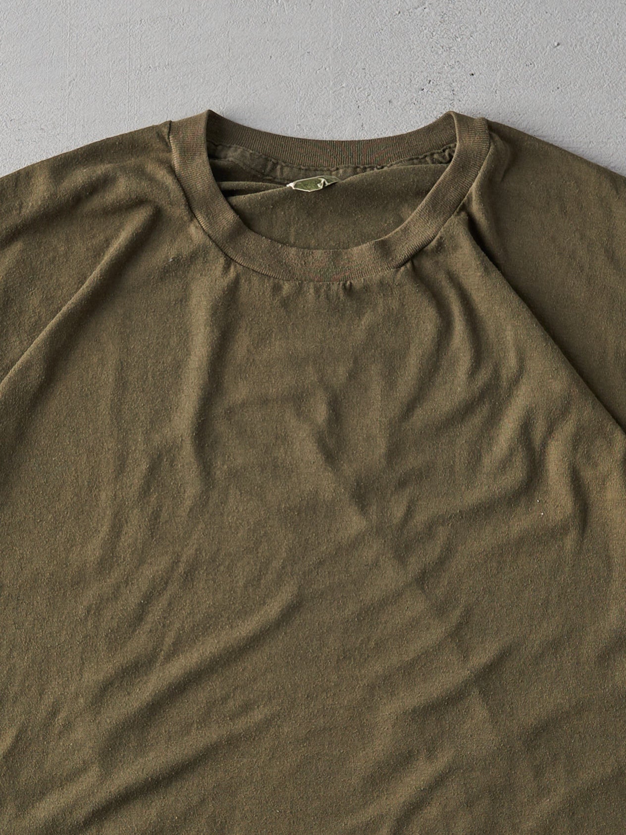 Vintage 80s Army Green Military Blank Single Stitch Tee (L)