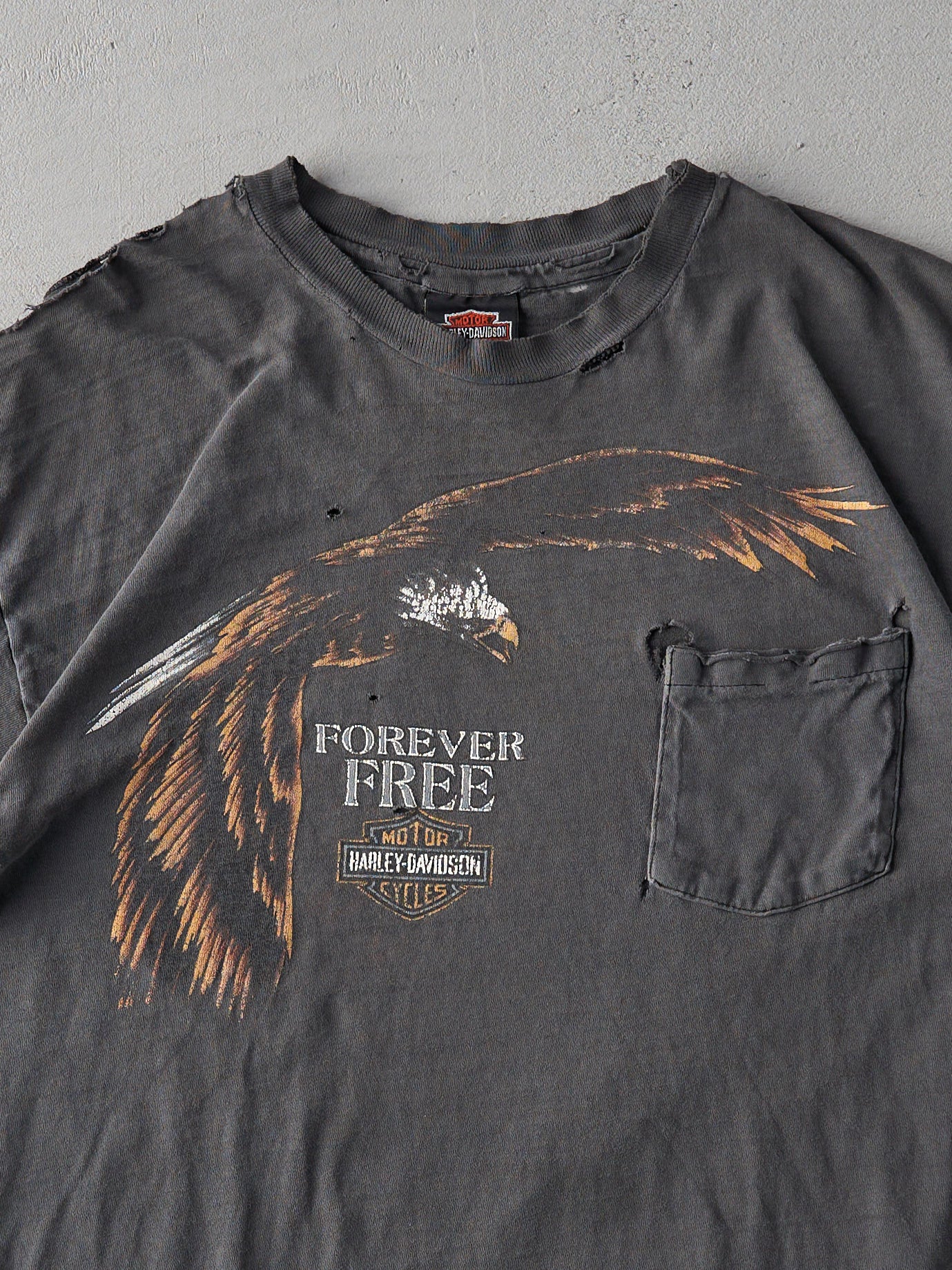 Vintage 90s Grey "Forever Free" Milwaukee Harley Davidson Single Stitch Tee (M)